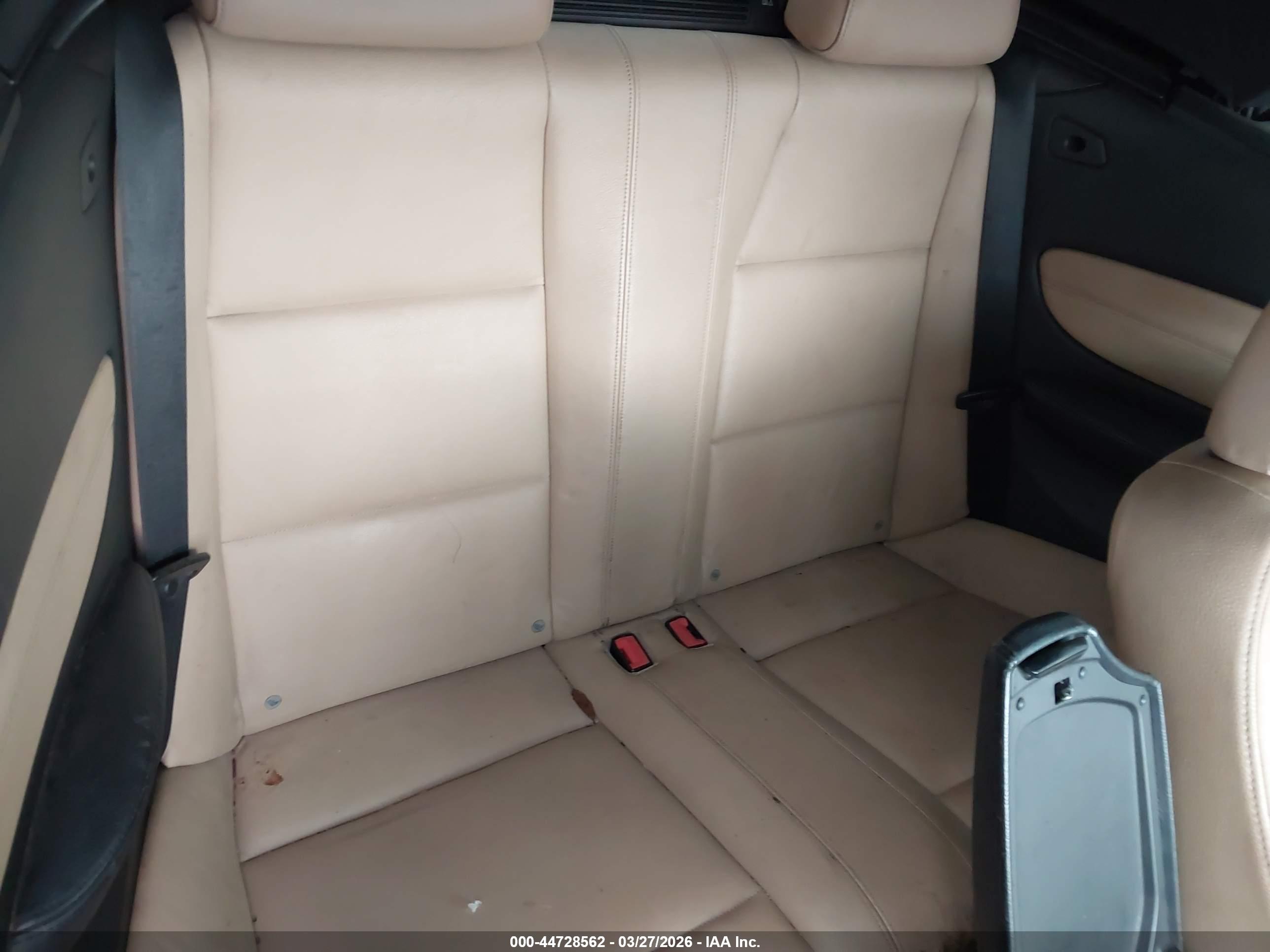 BMW 128I image 8