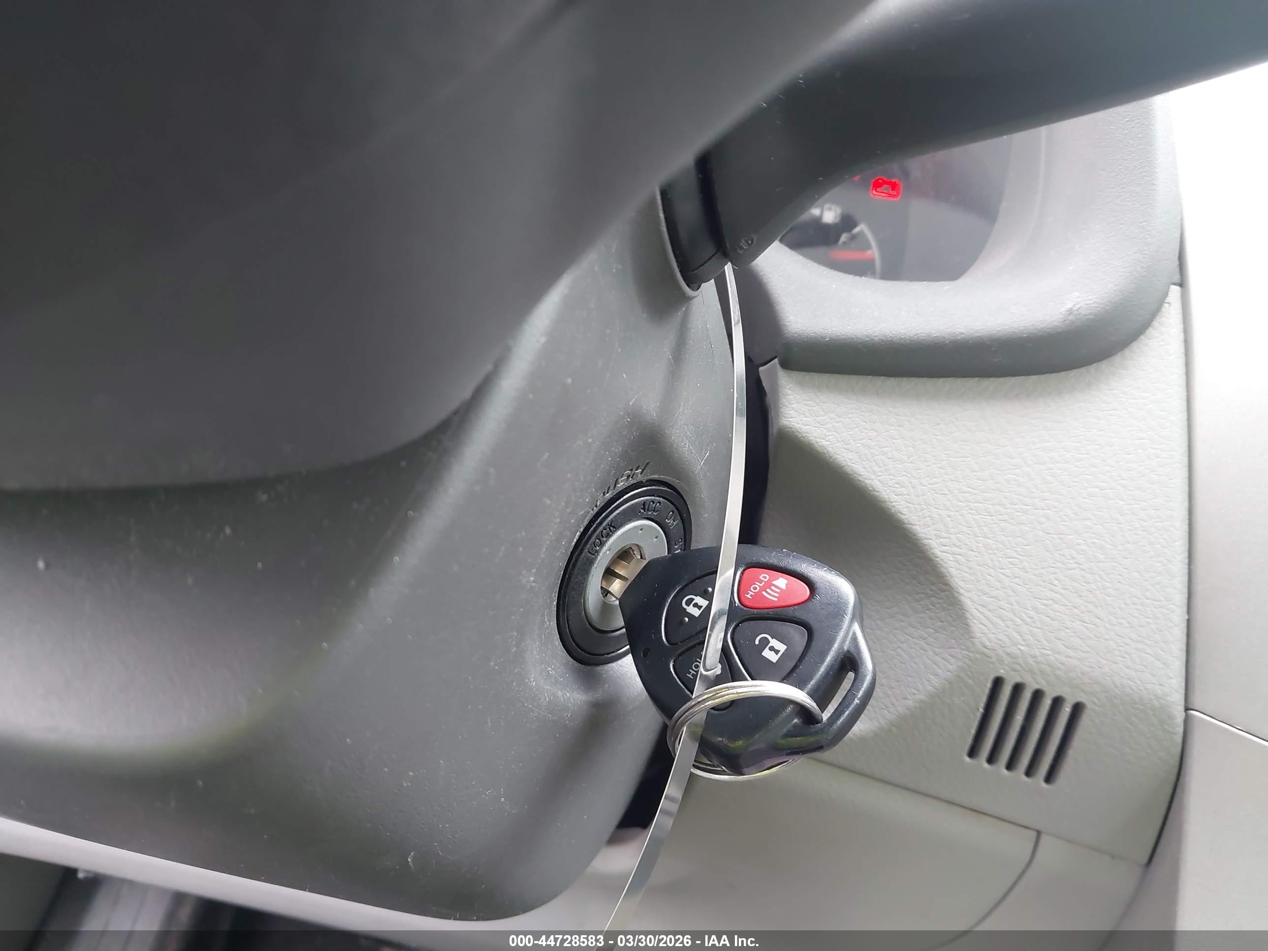 TOYOTA COROLLA image 11