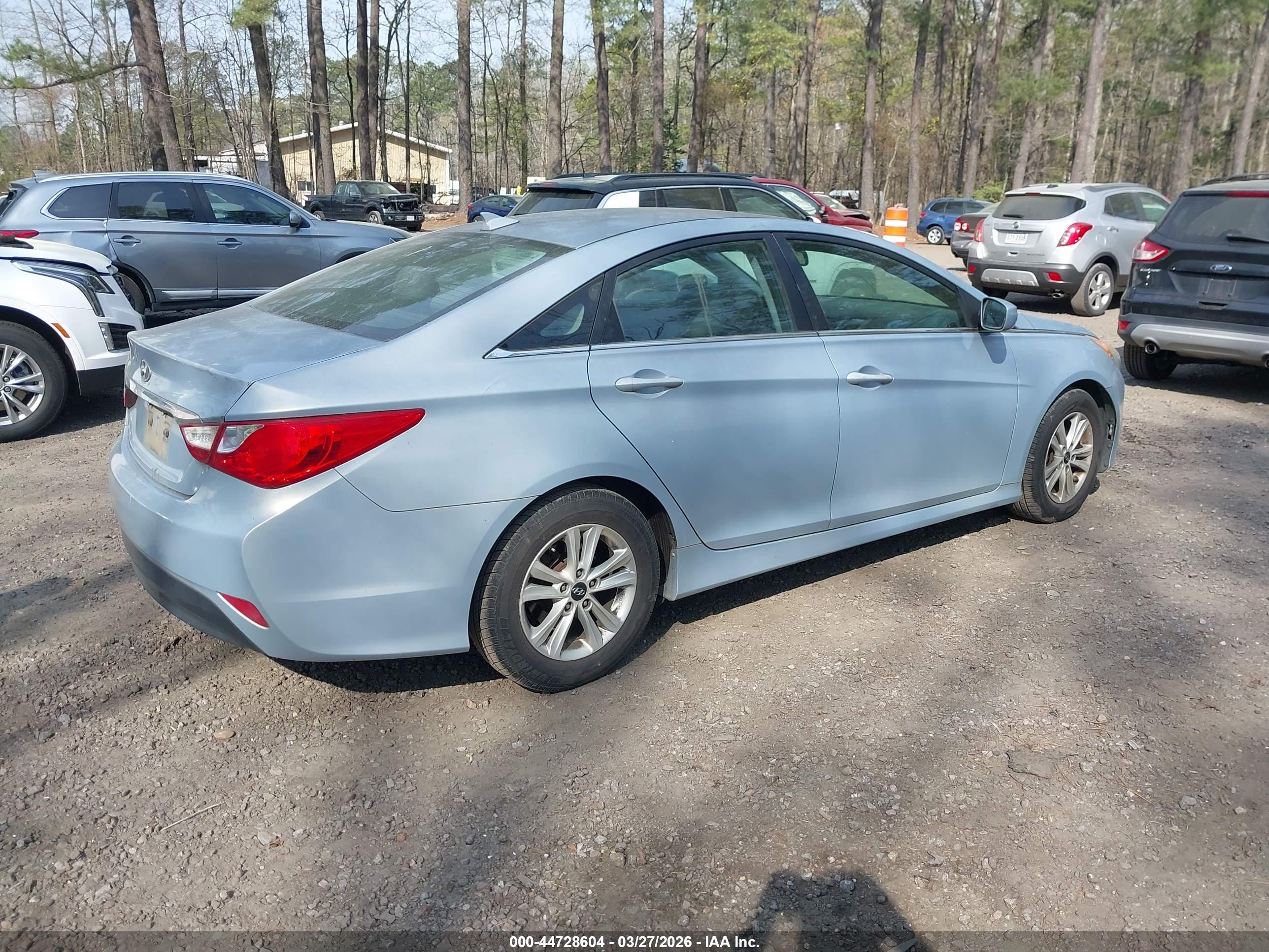 HYUNDAI SONATA image 4