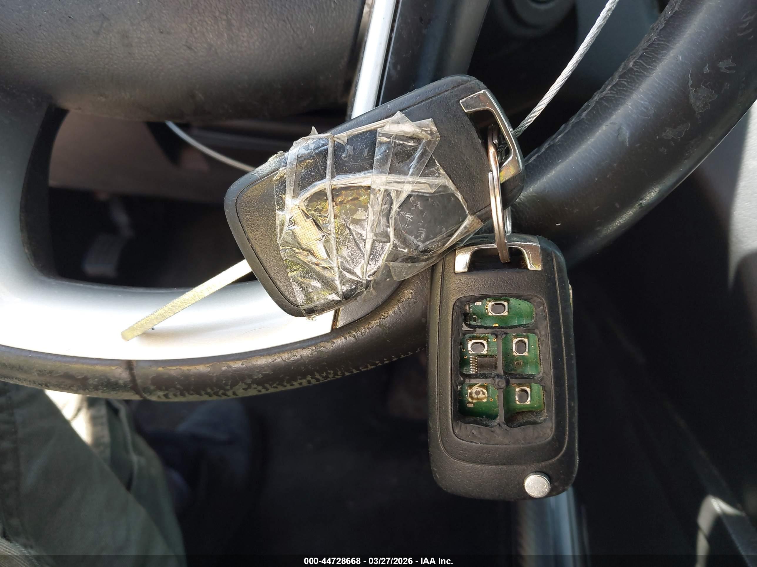 CHEVROLET EQUINOX image 11