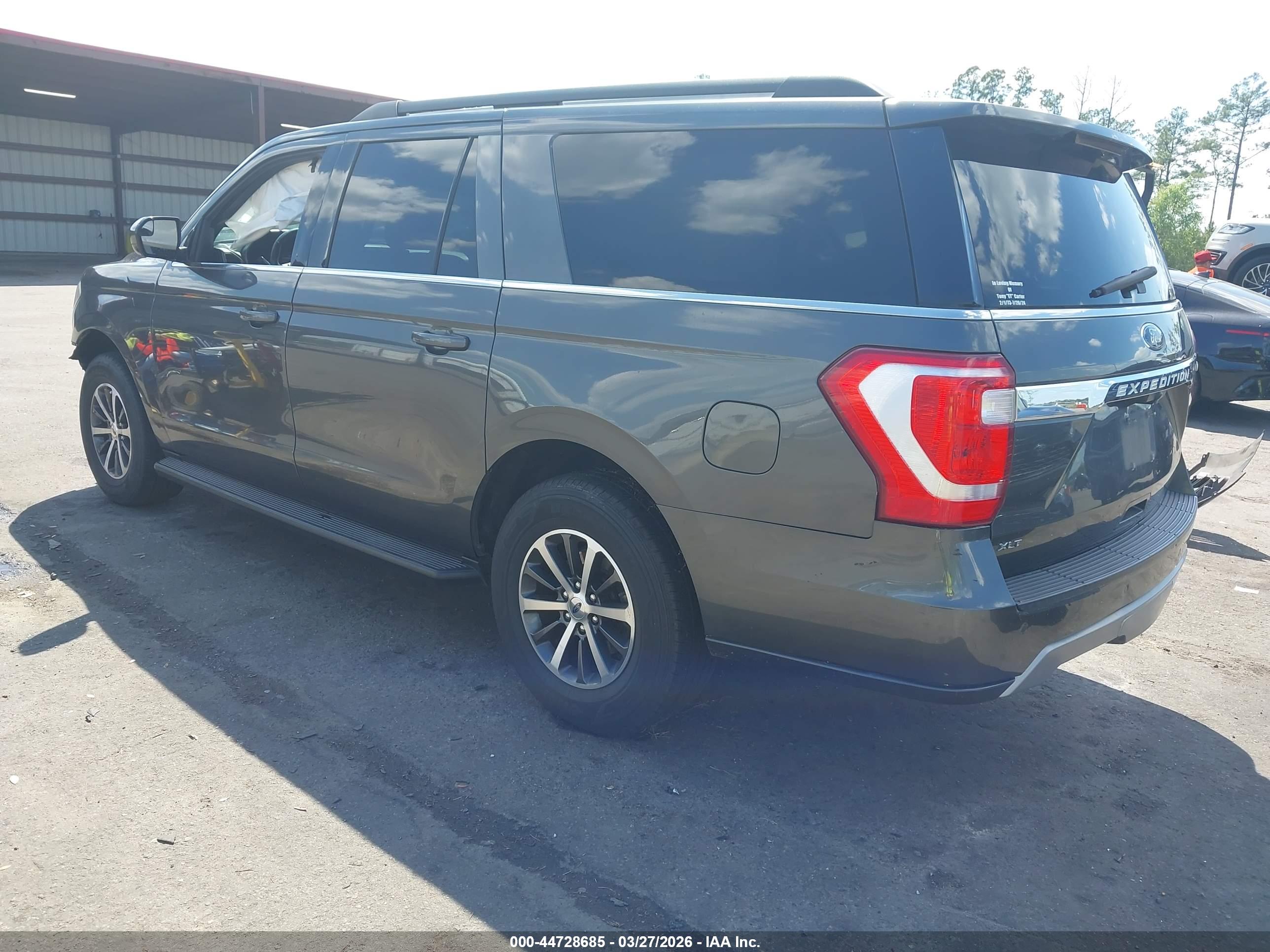FORD EXPEDITION image 3