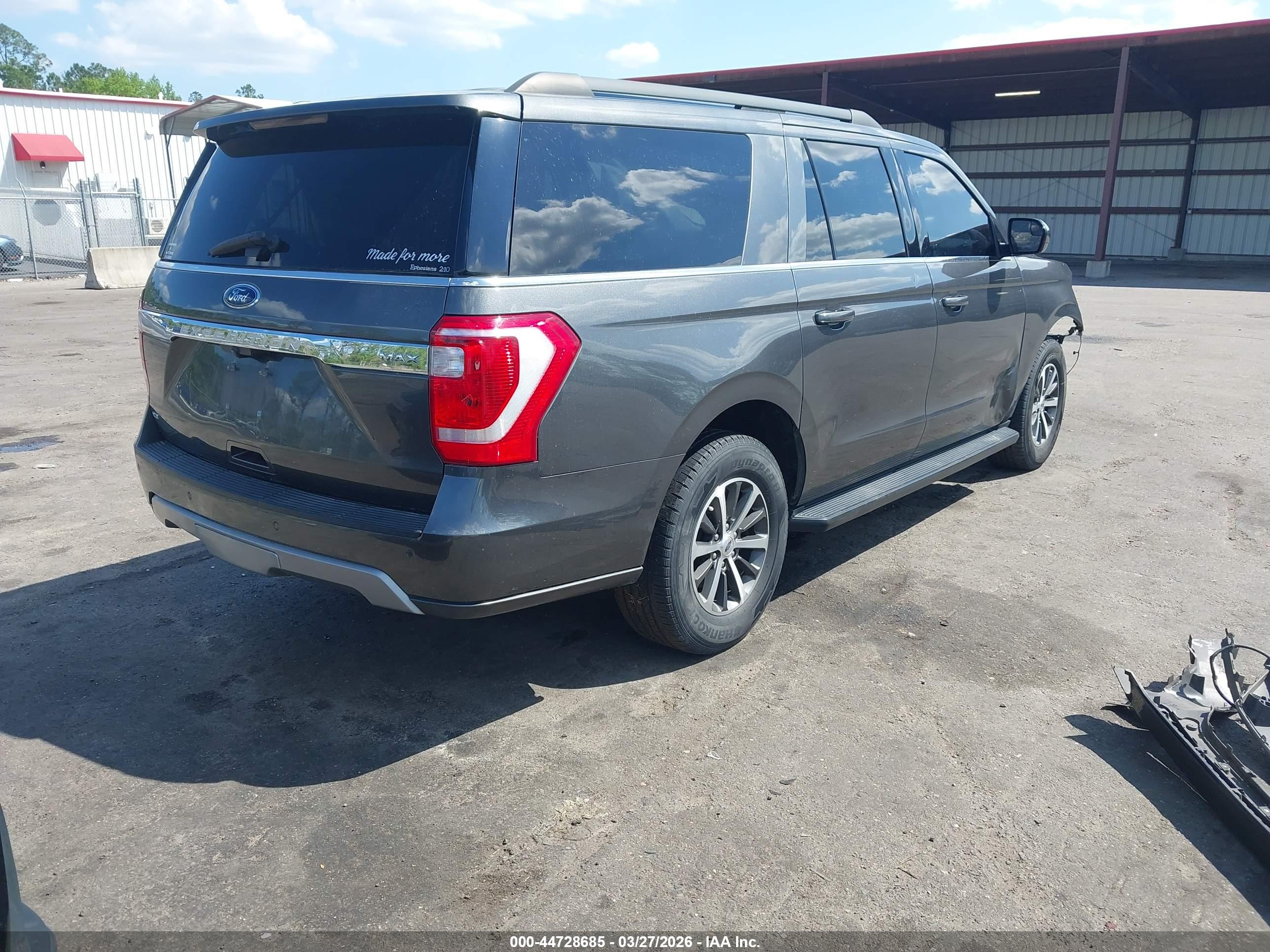 FORD EXPEDITION image 4