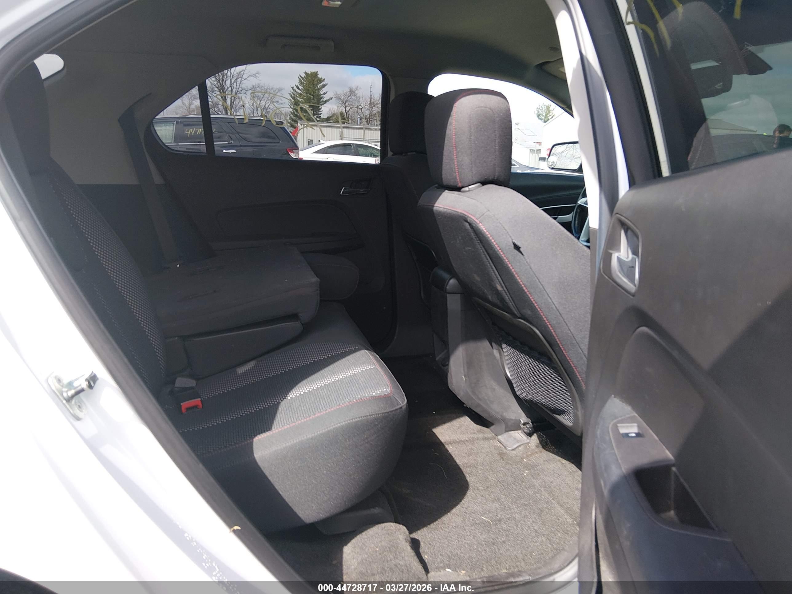 CHEVROLET EQUINOX image 8