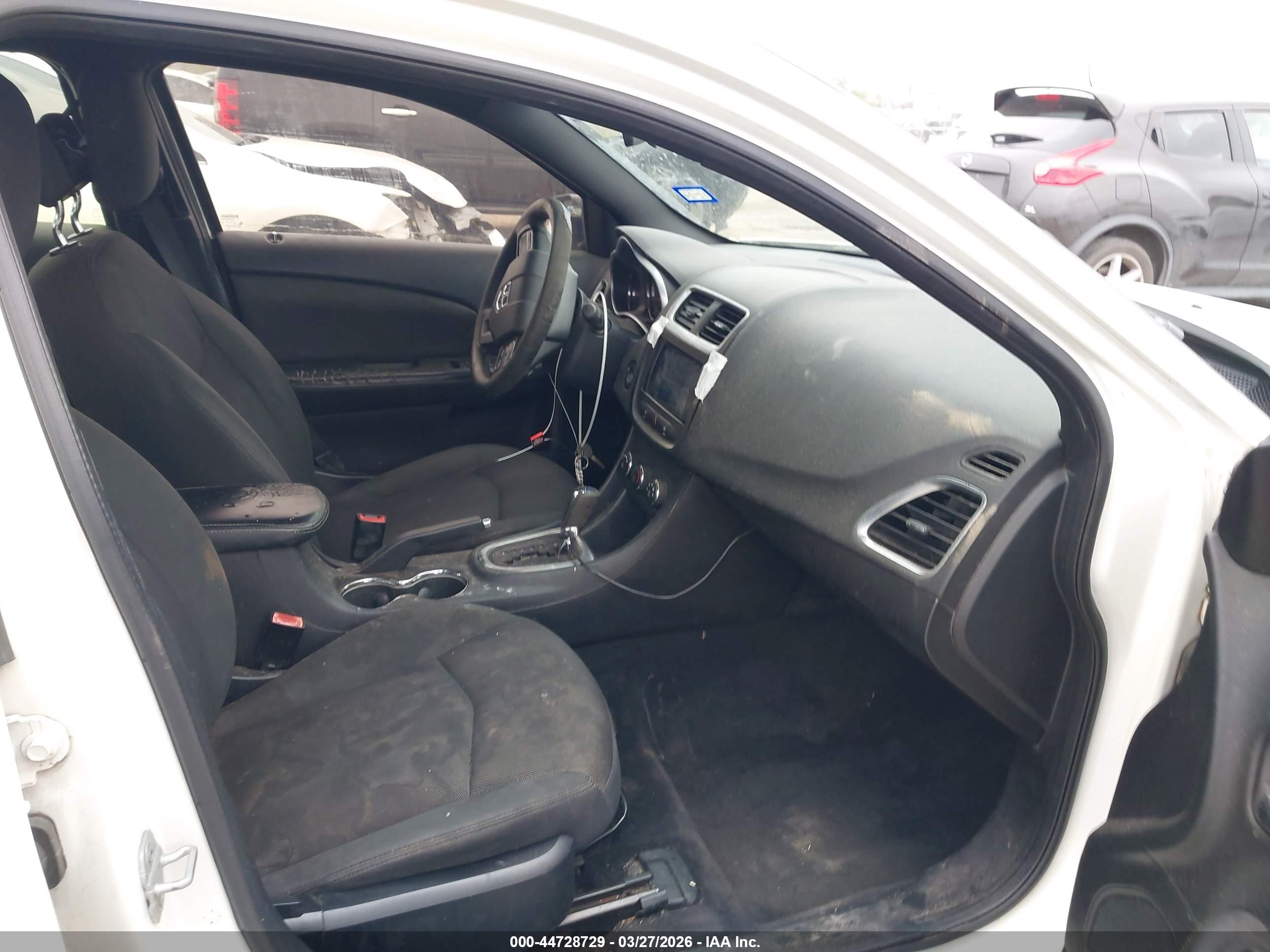 DODGE AVENGER image 5
