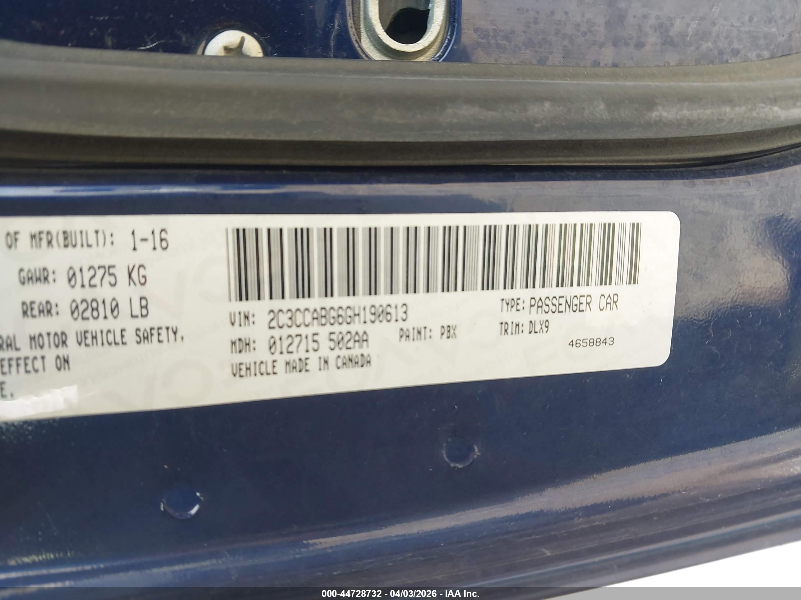 CHRYSLER 300 image 9