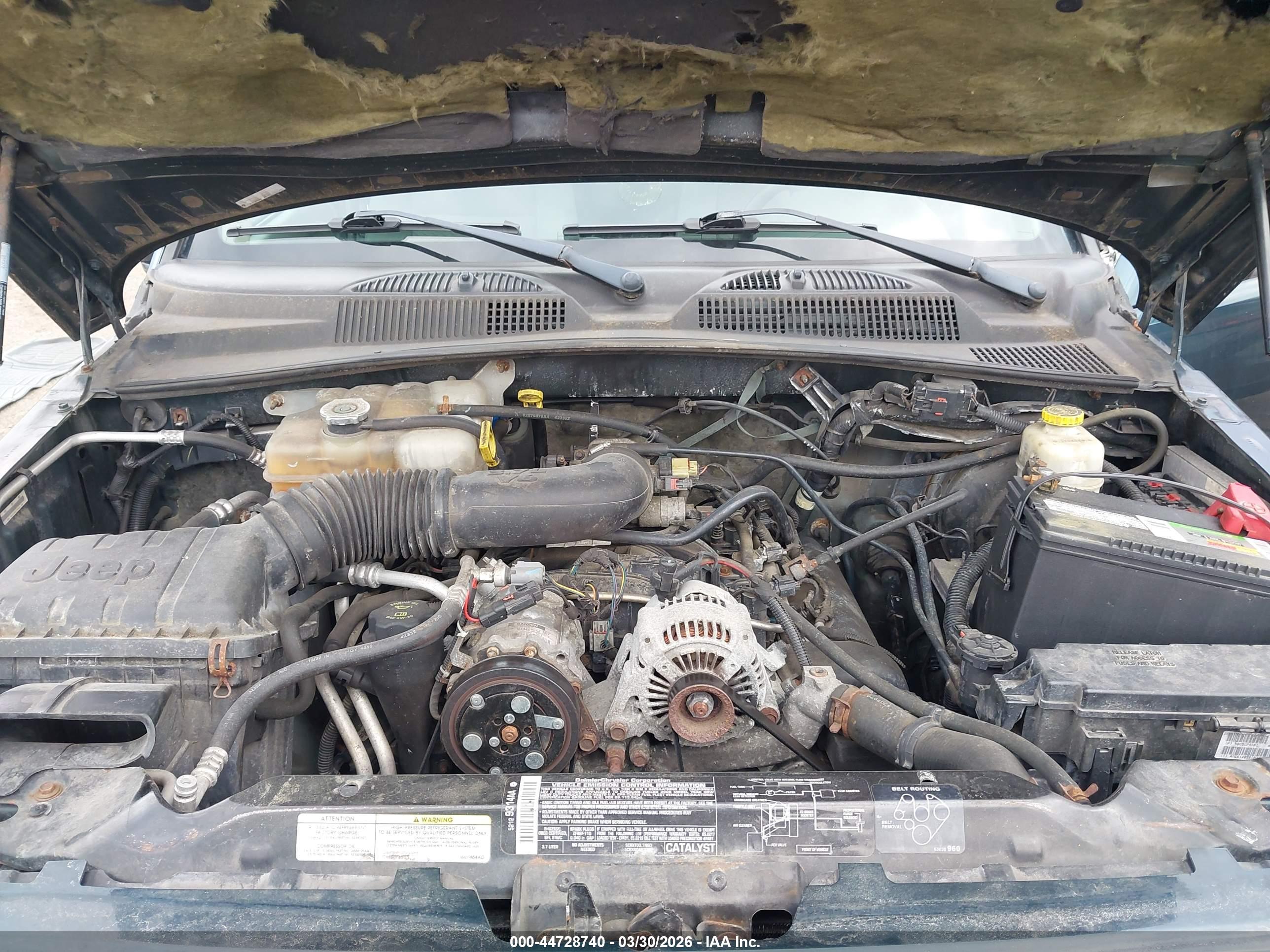 JEEP LIBERTY image 10