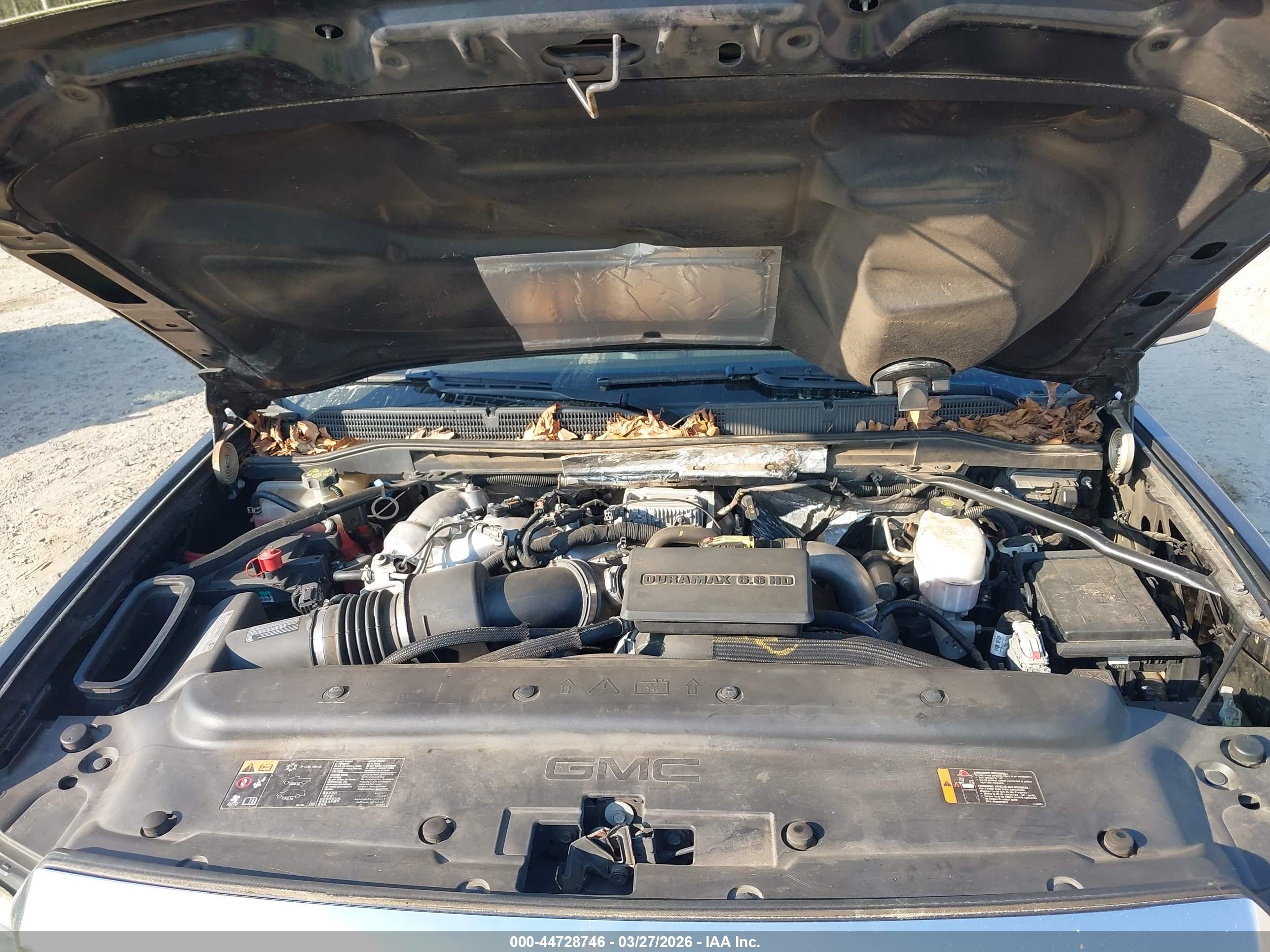 GMC SIERRA image 10