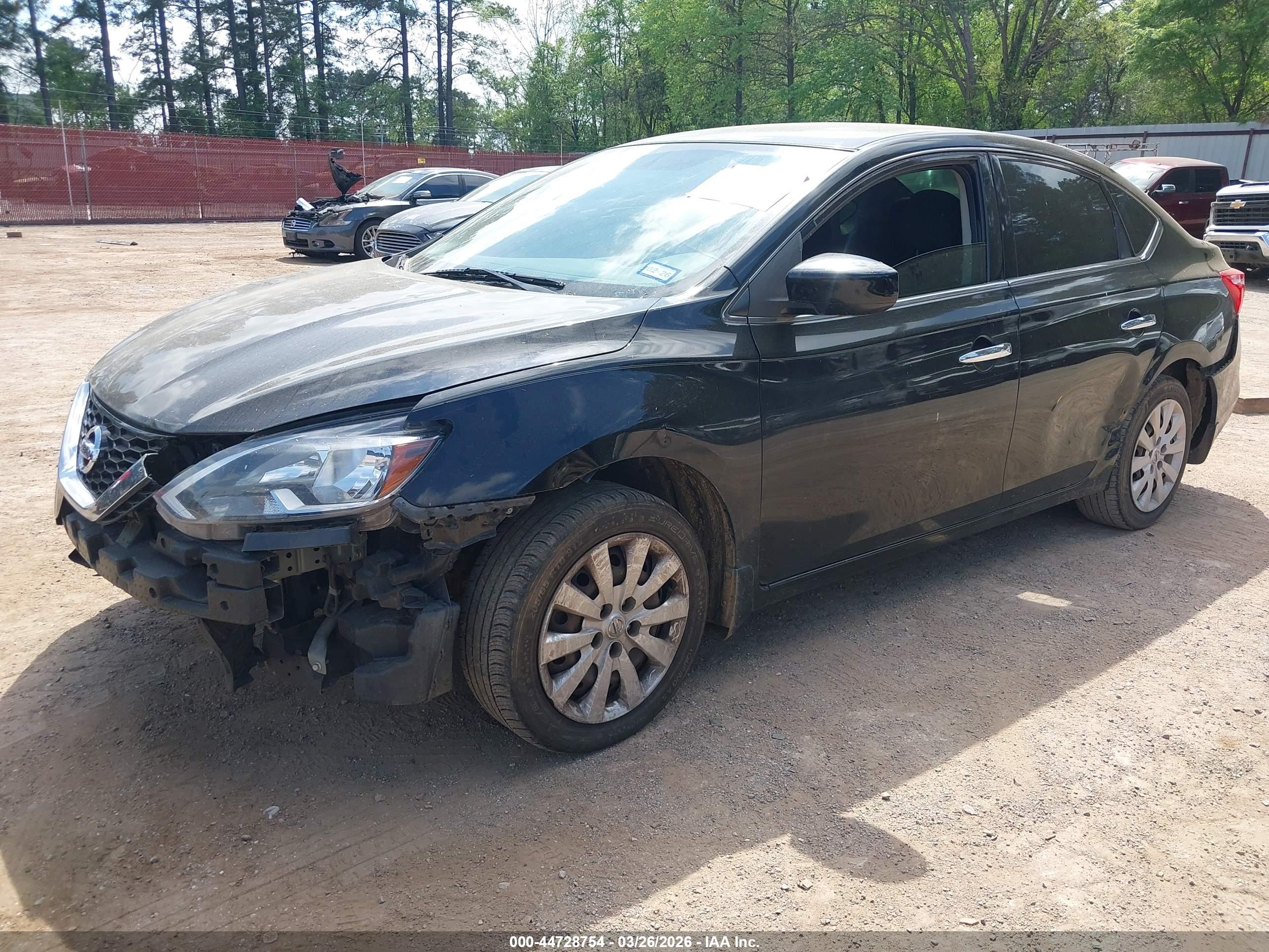 NISSAN SENTRA image 2