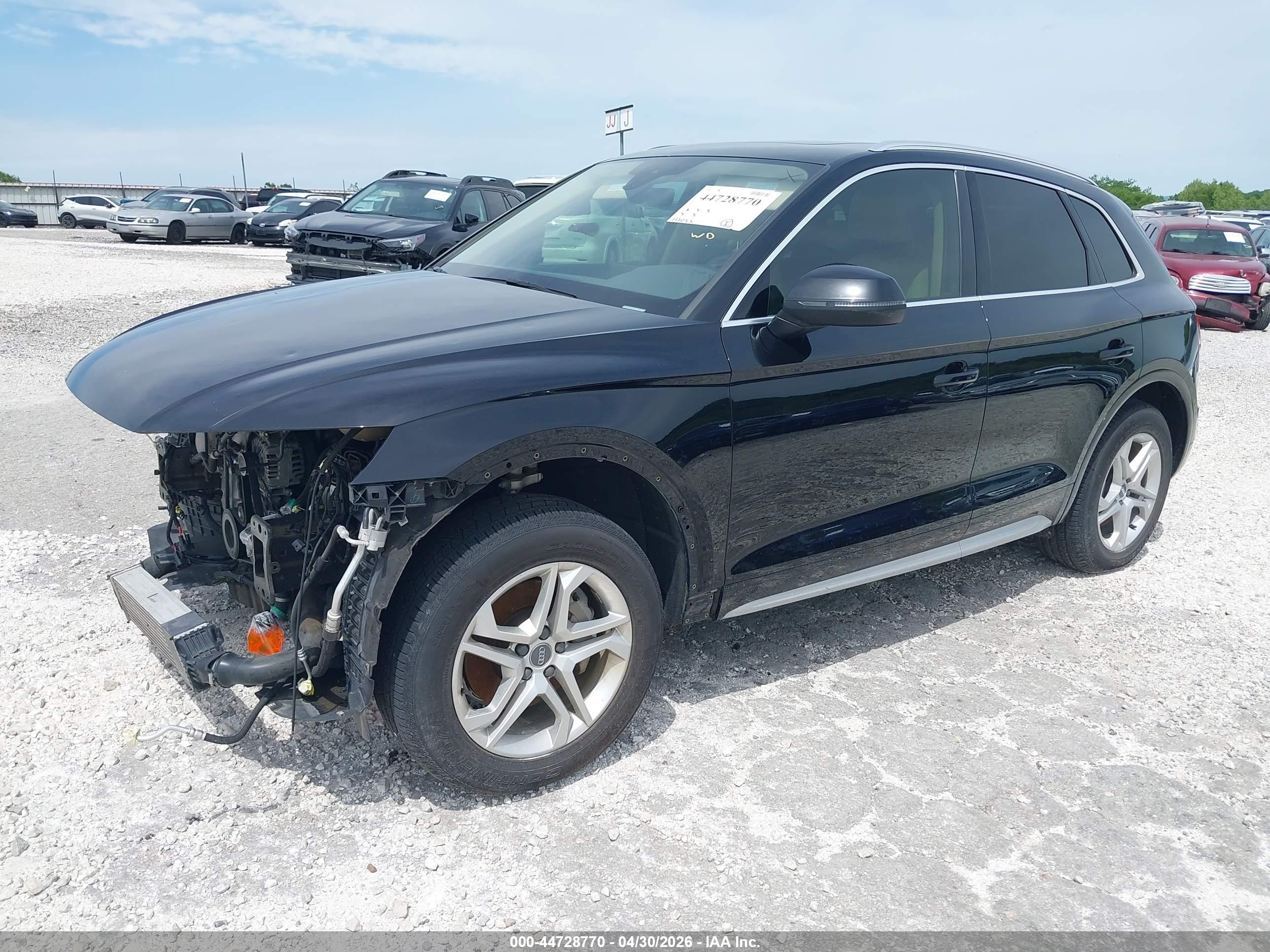 AUDI Q5 image 2
