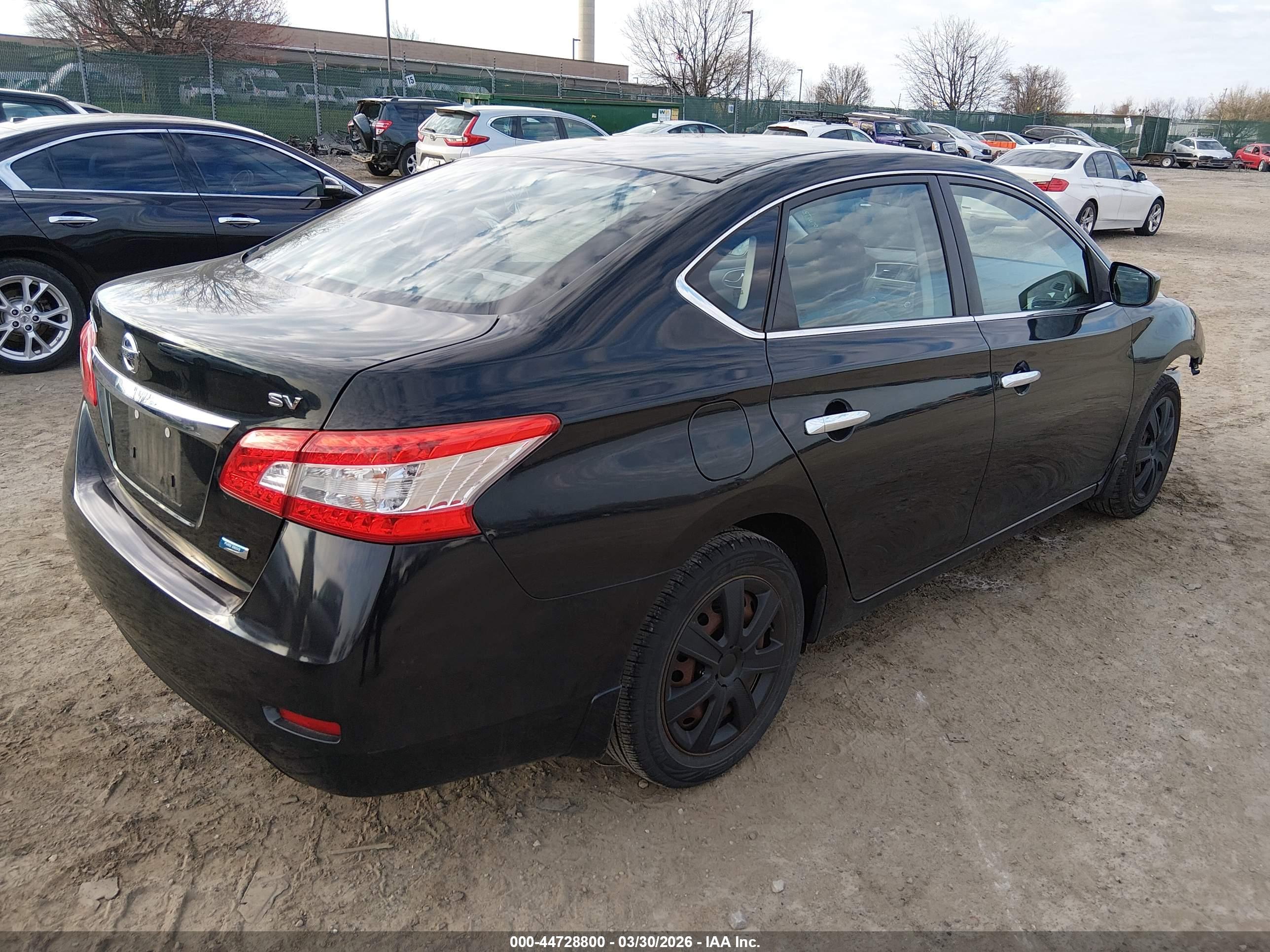 NISSAN SENTRA image 4