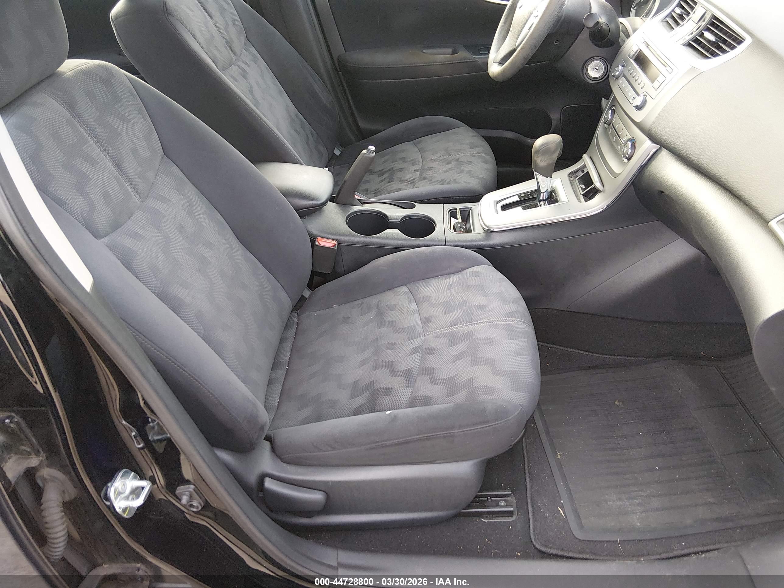 NISSAN SENTRA image 5