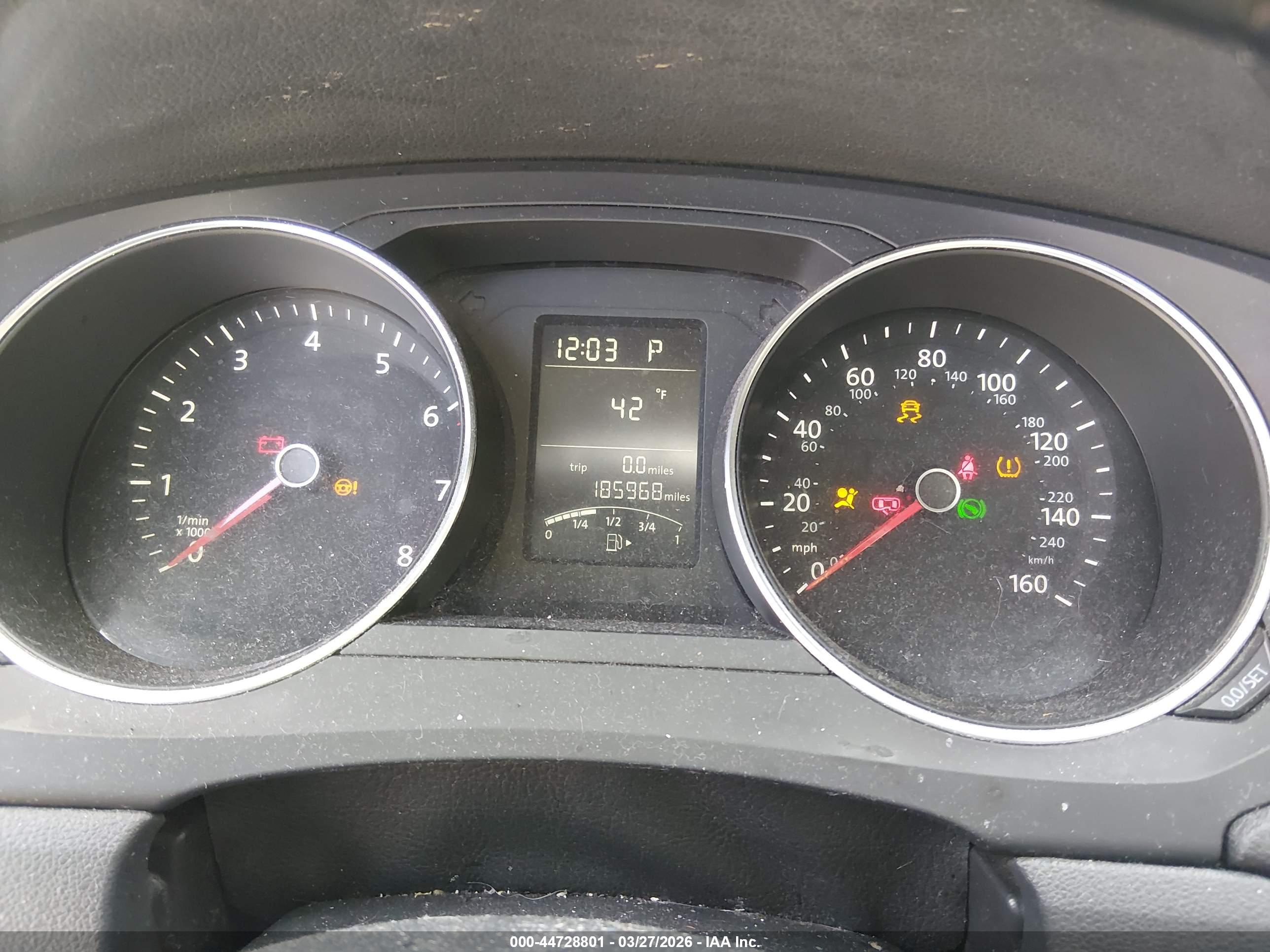 VOLKSWAGEN JETTA image 7