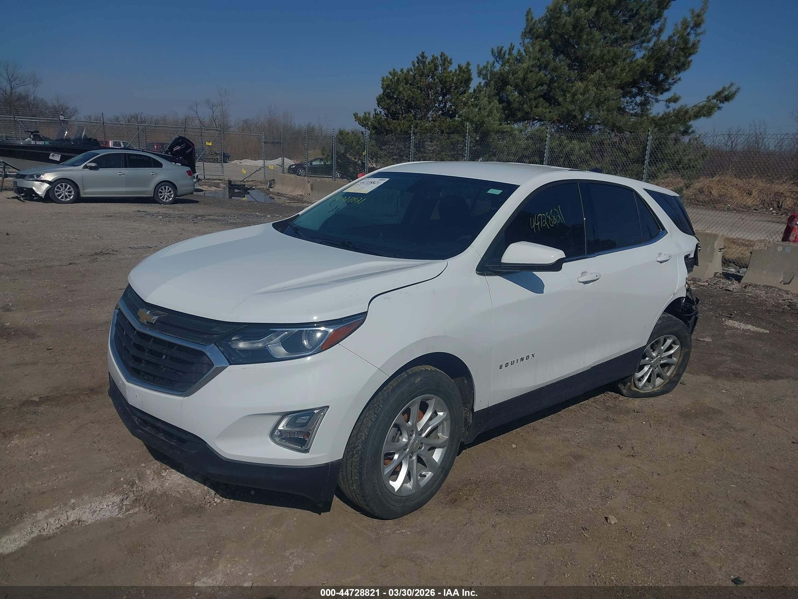 CHEVROLET EQUINOX image 2