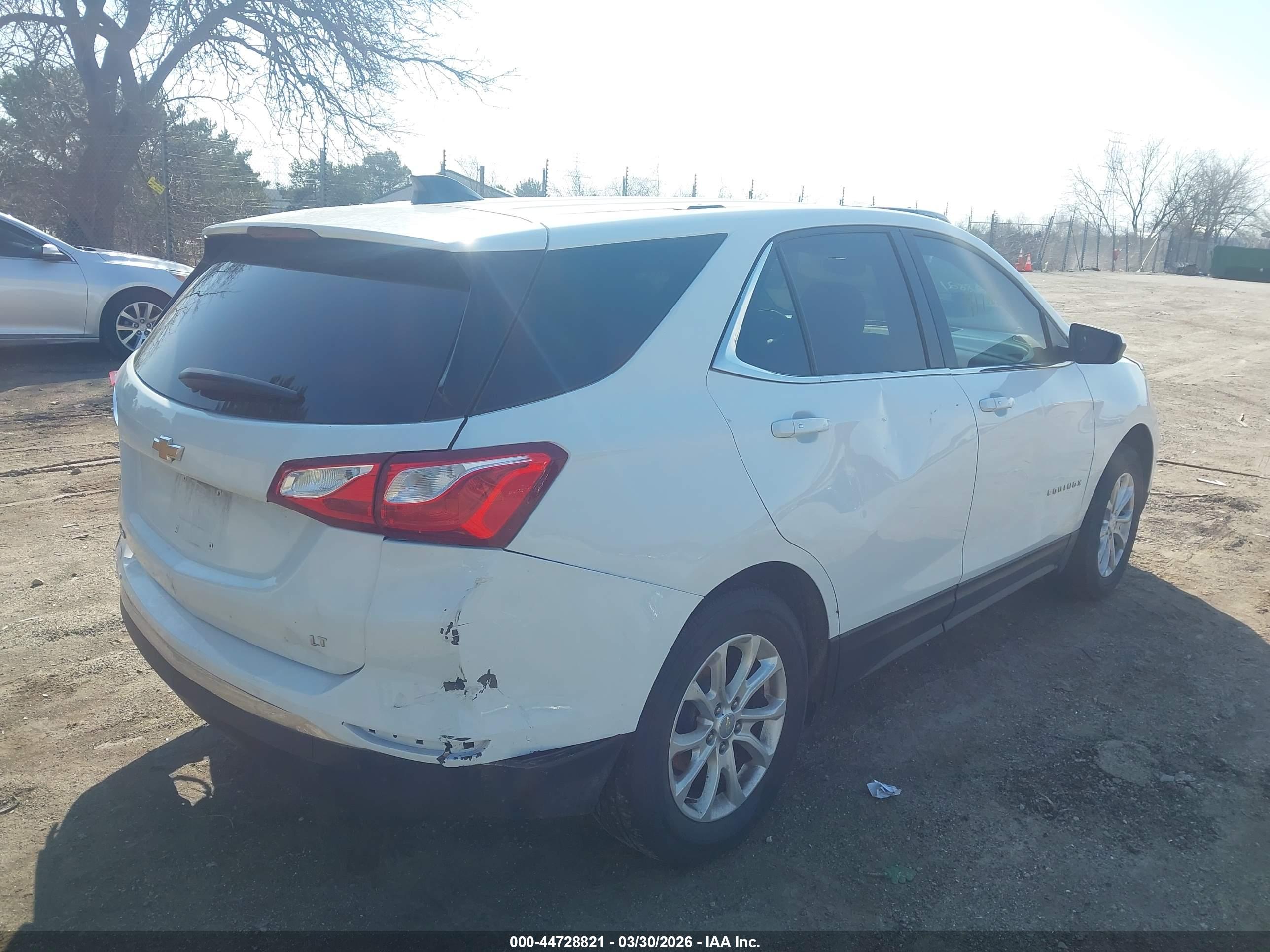 CHEVROLET EQUINOX image 4