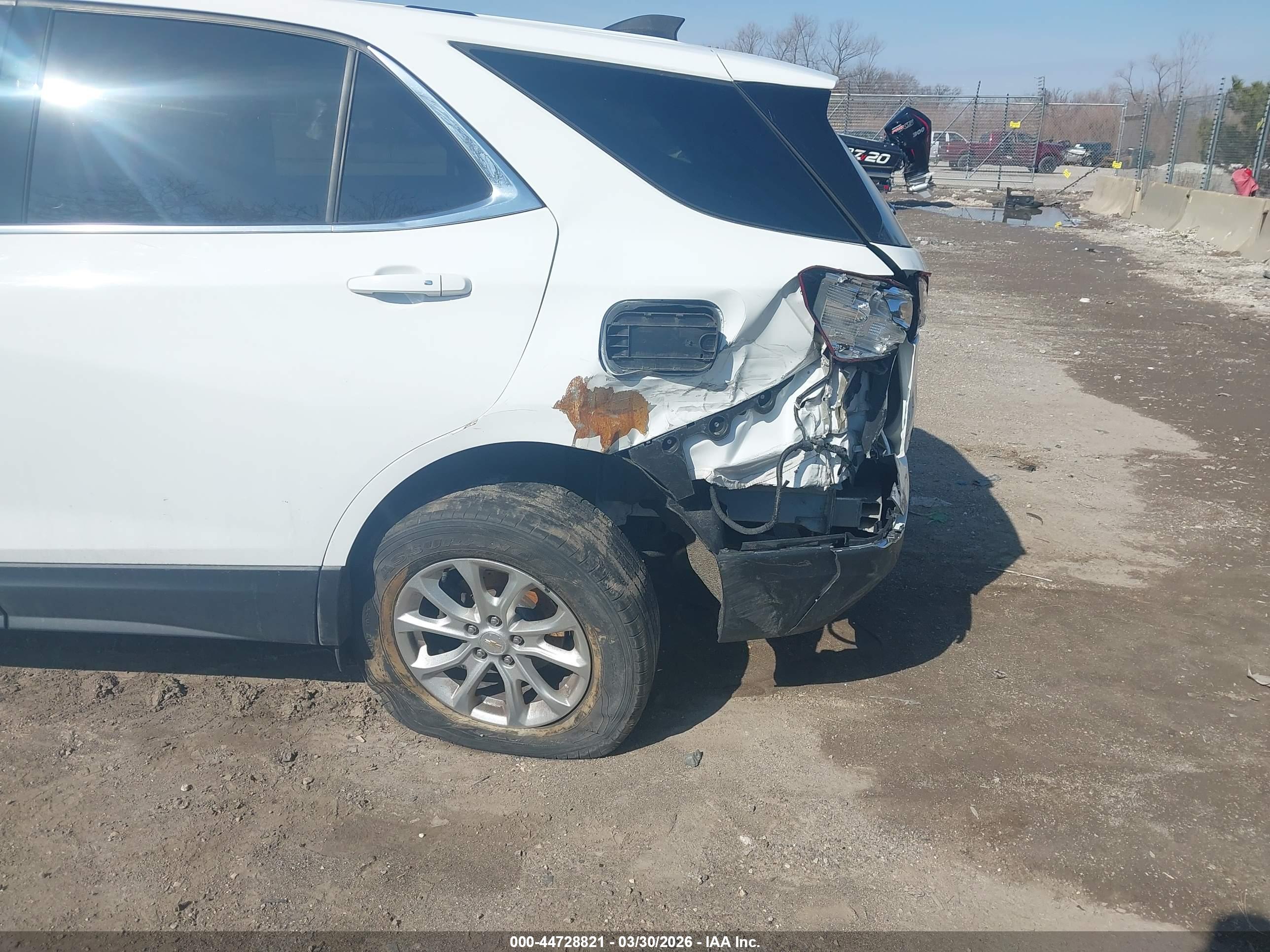 CHEVROLET EQUINOX image 6