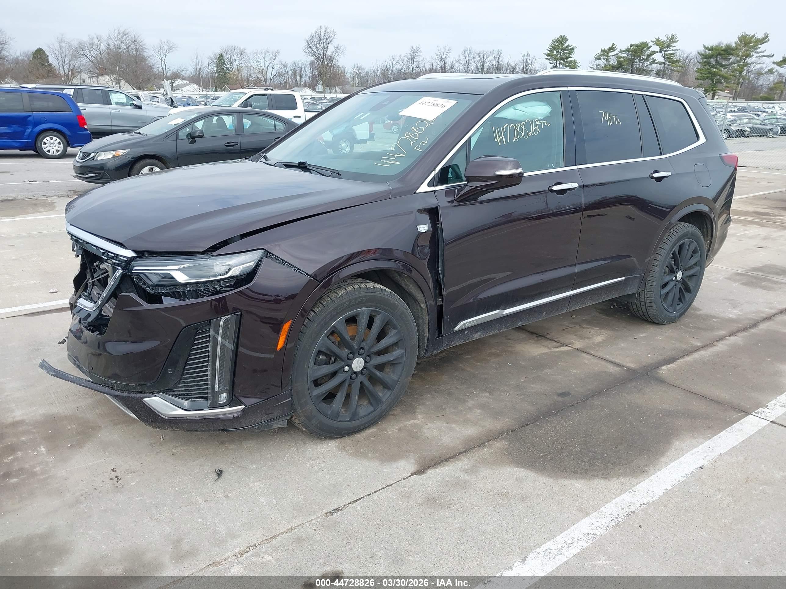 CADILLAC XT6 image 2