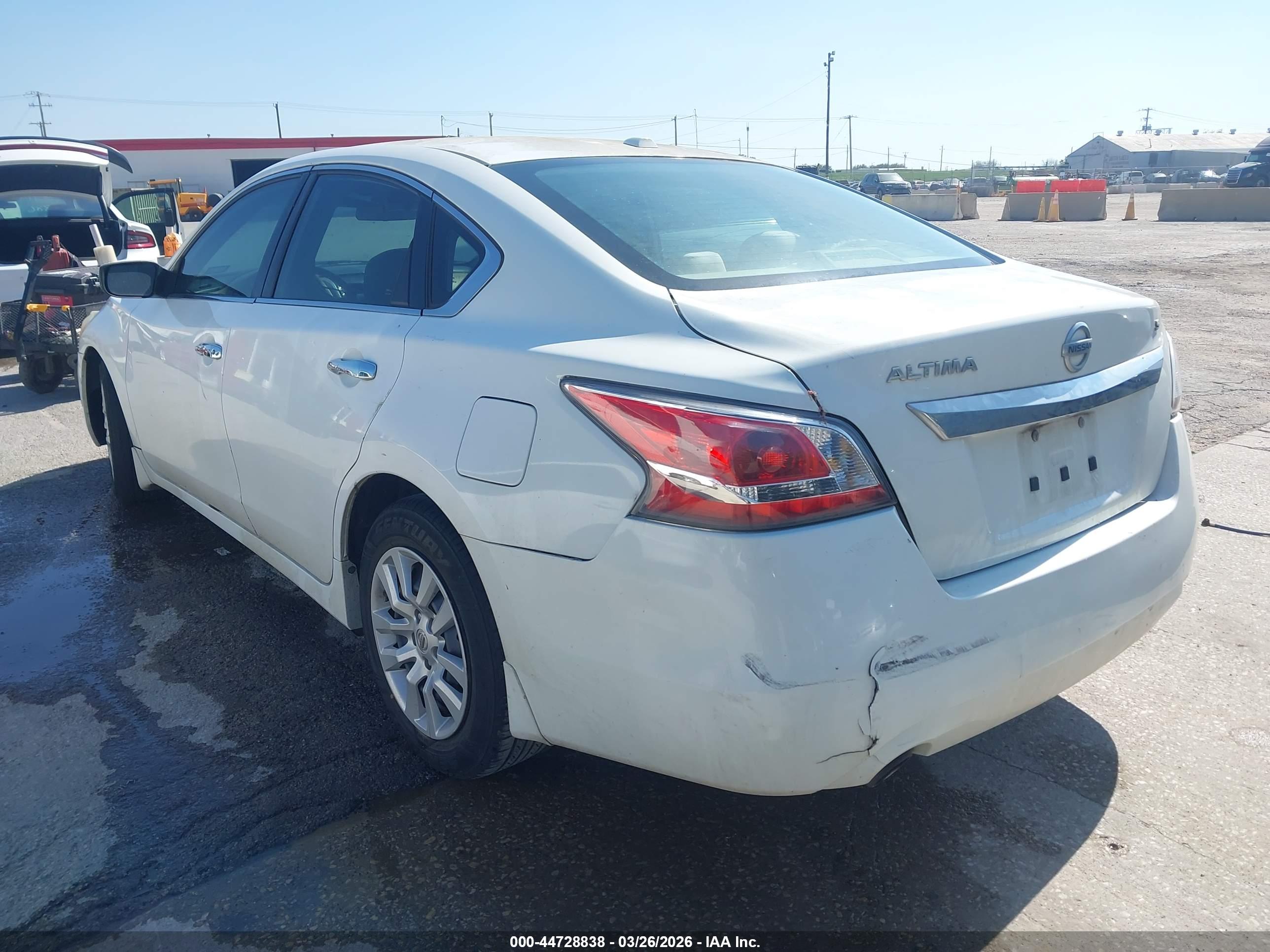 NISSAN ALTIMA image 3