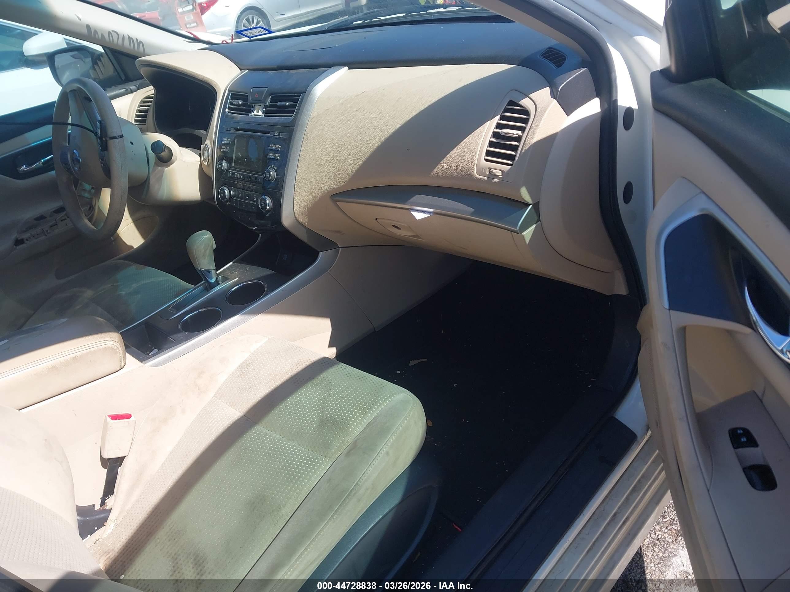 NISSAN ALTIMA image 5
