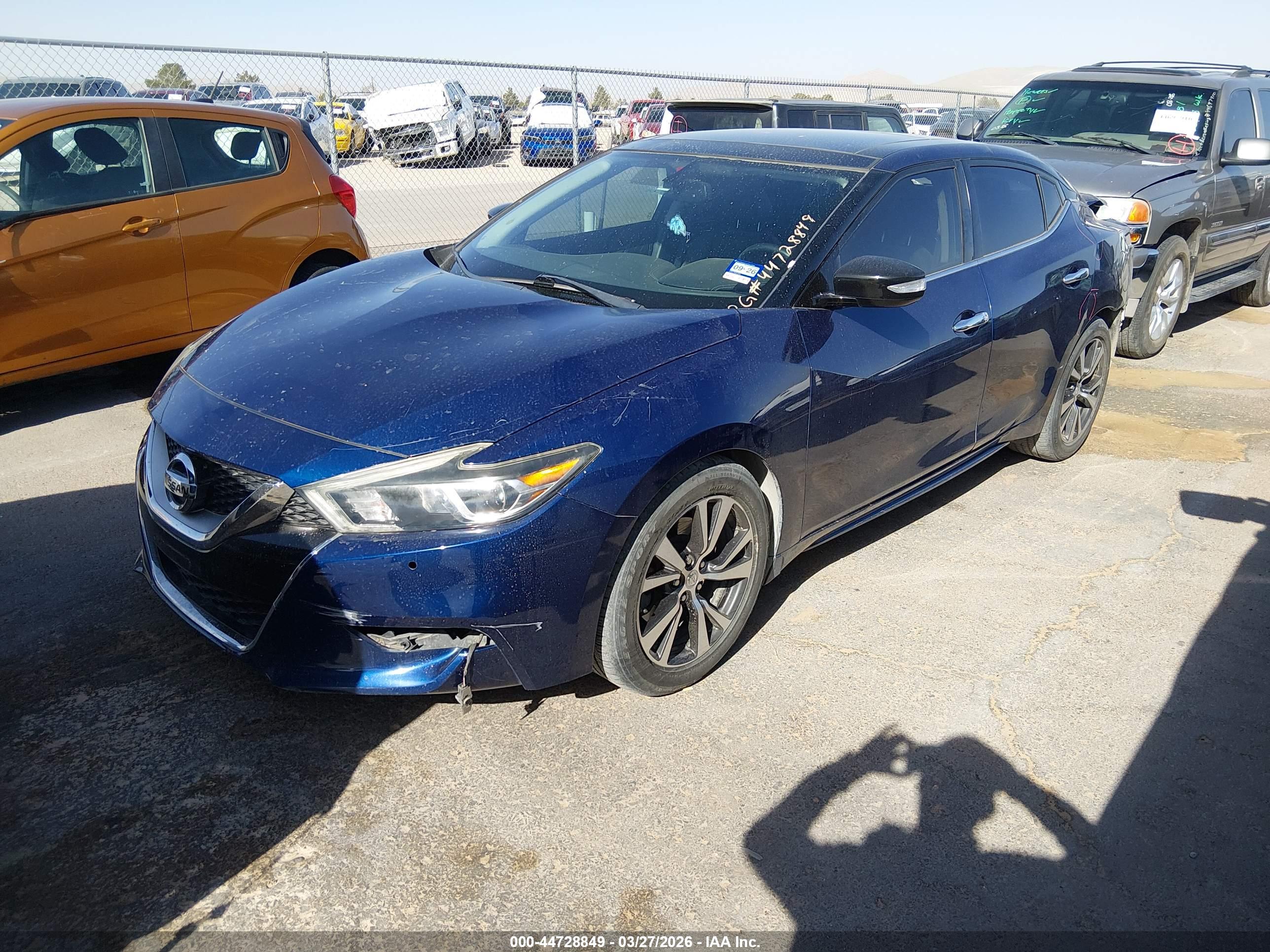 NISSAN MAXIMA image 2