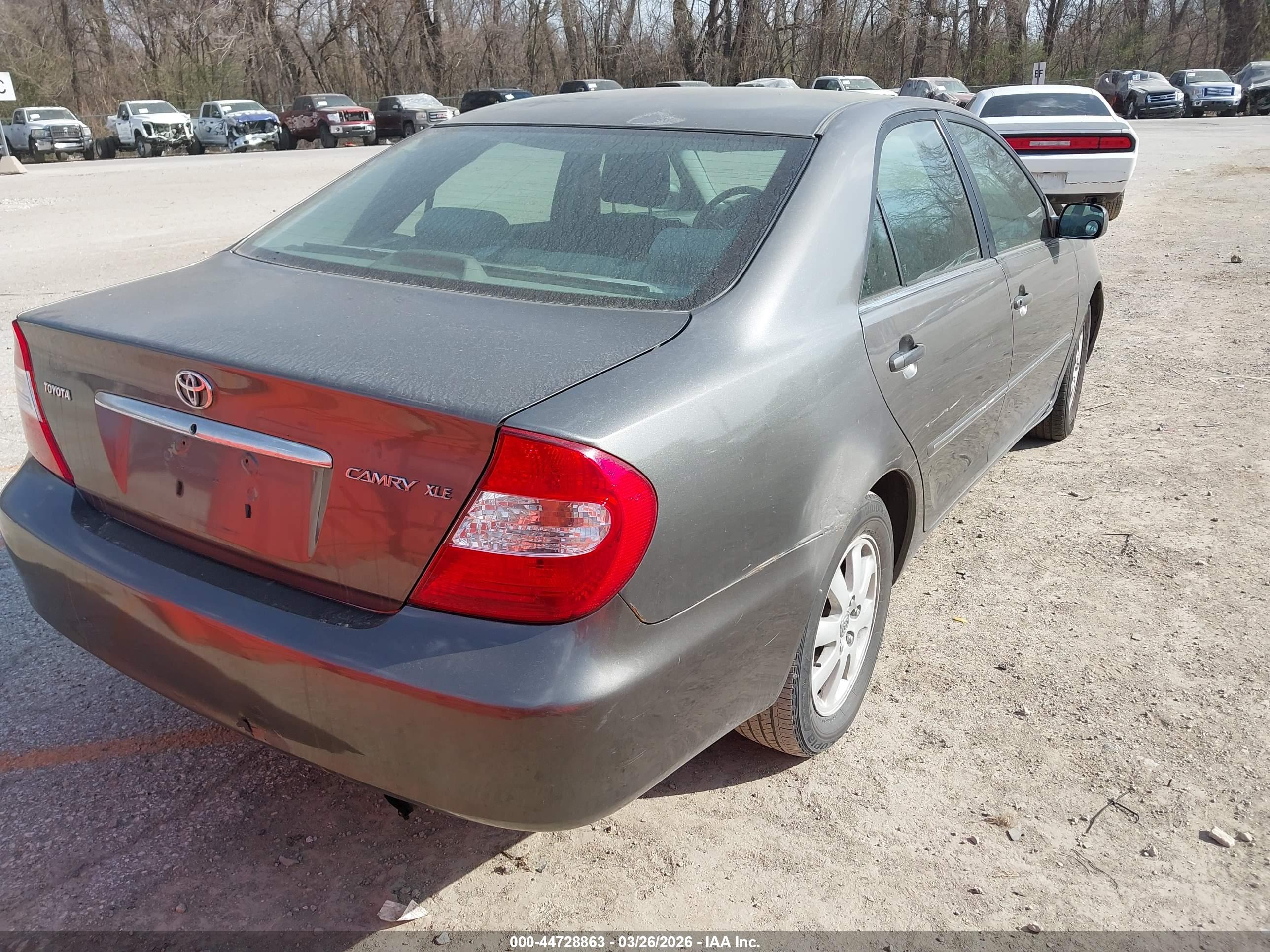 TOYOTA CAMRY image 4