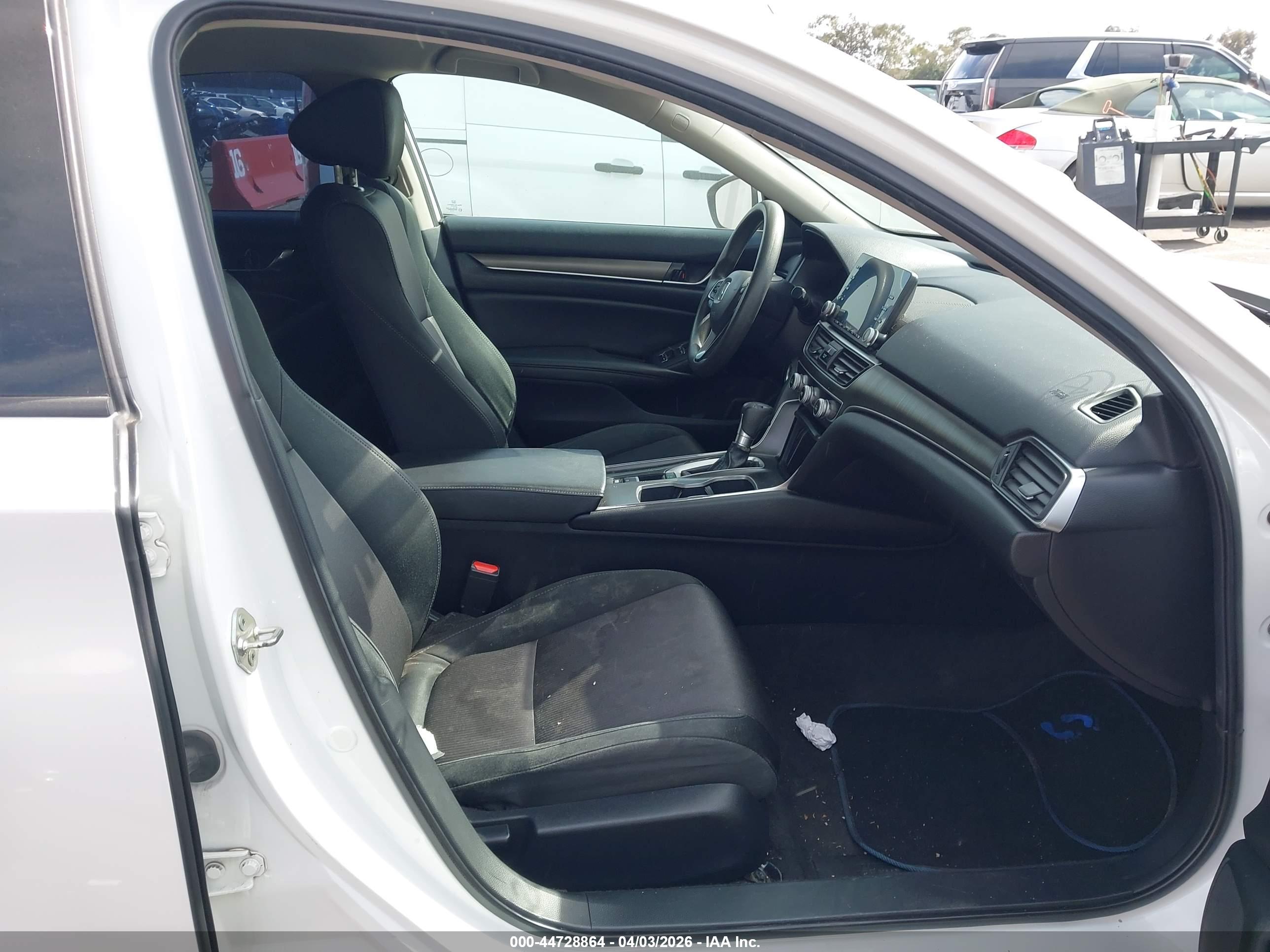 HONDA ACCORD image 5