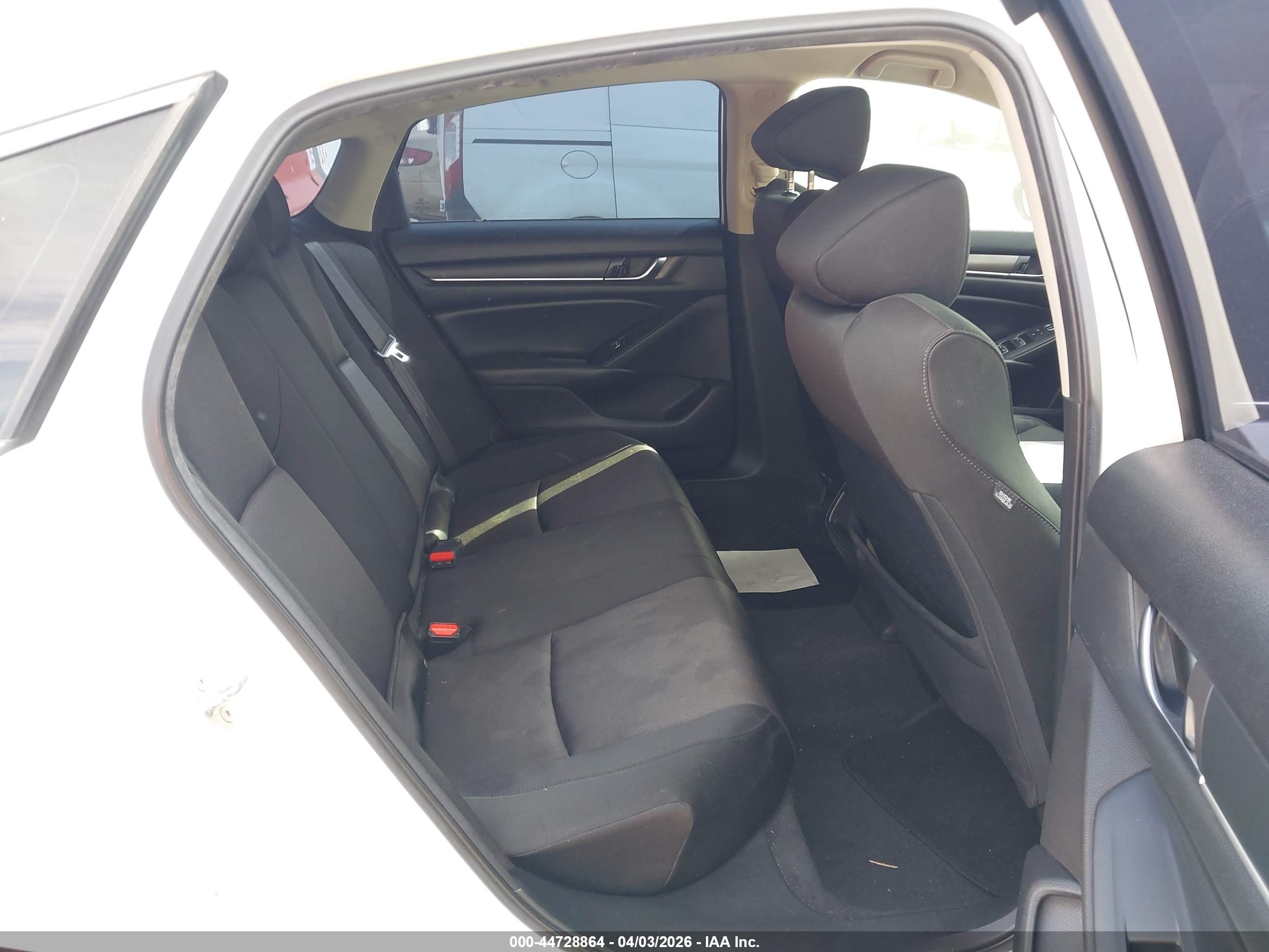 HONDA ACCORD image 8