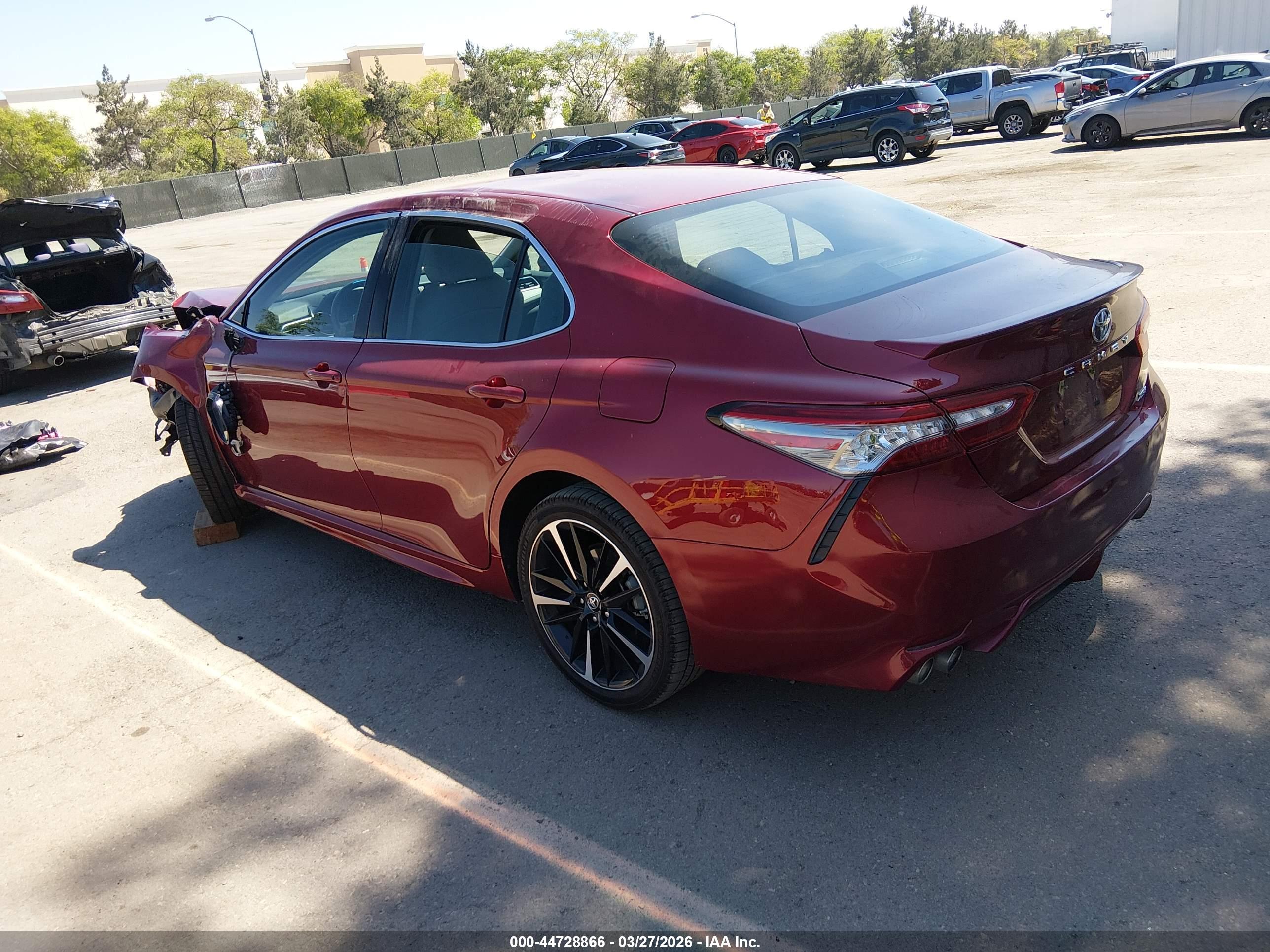 TOYOTA CAMRY image 3