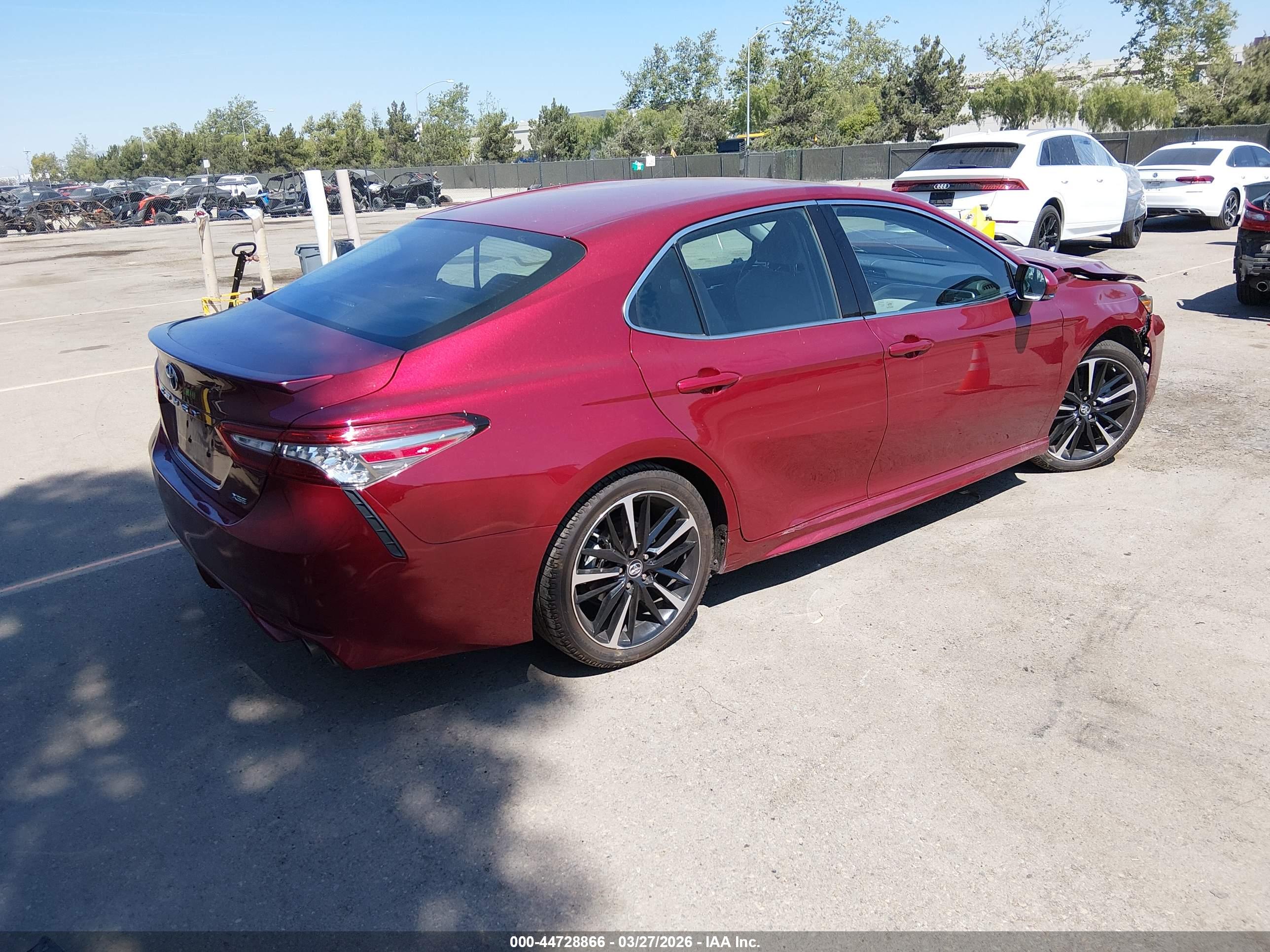 TOYOTA CAMRY image 4