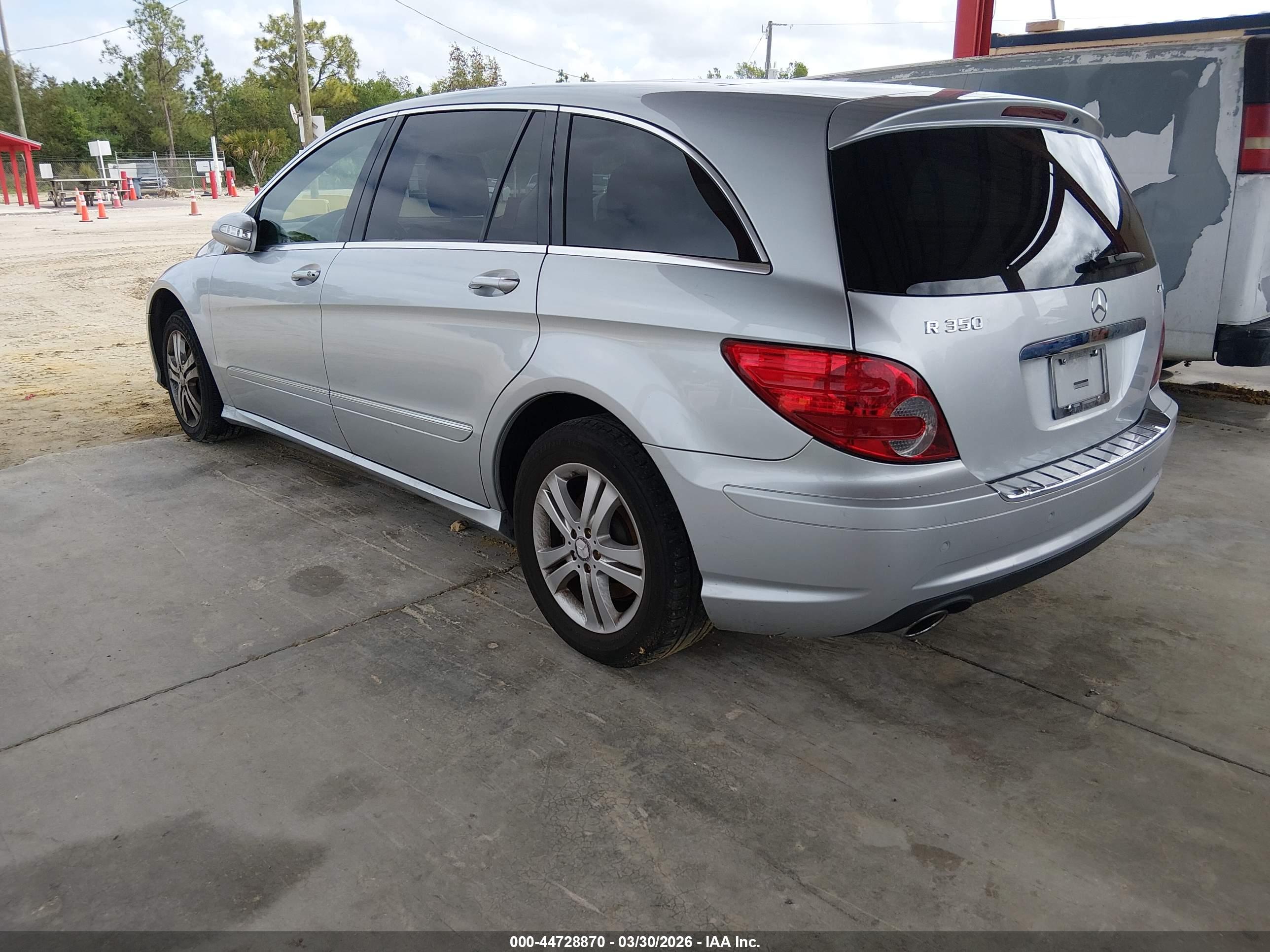 MERCEDES-BENZ R image 3