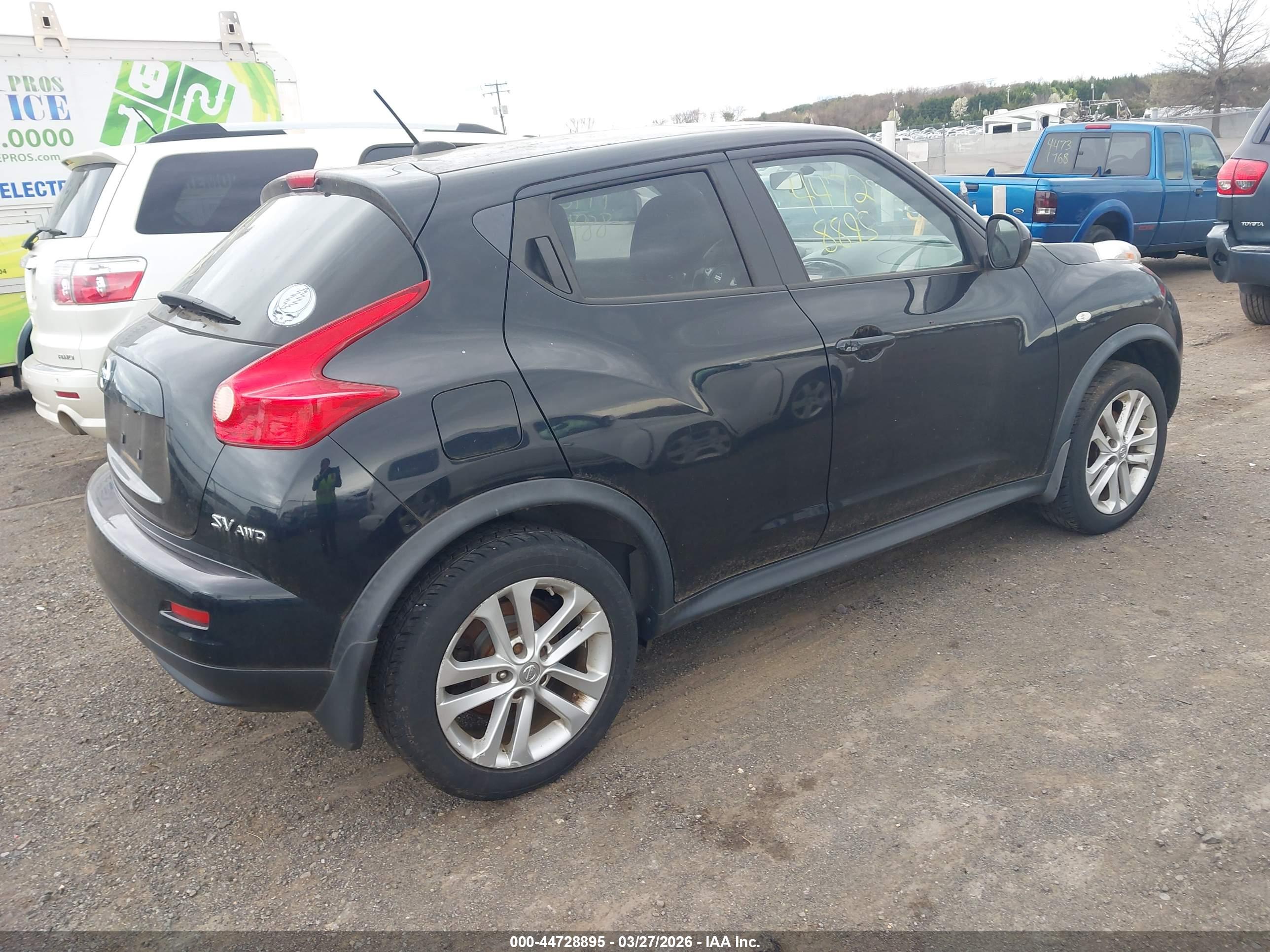 NISSAN JUKE image 4