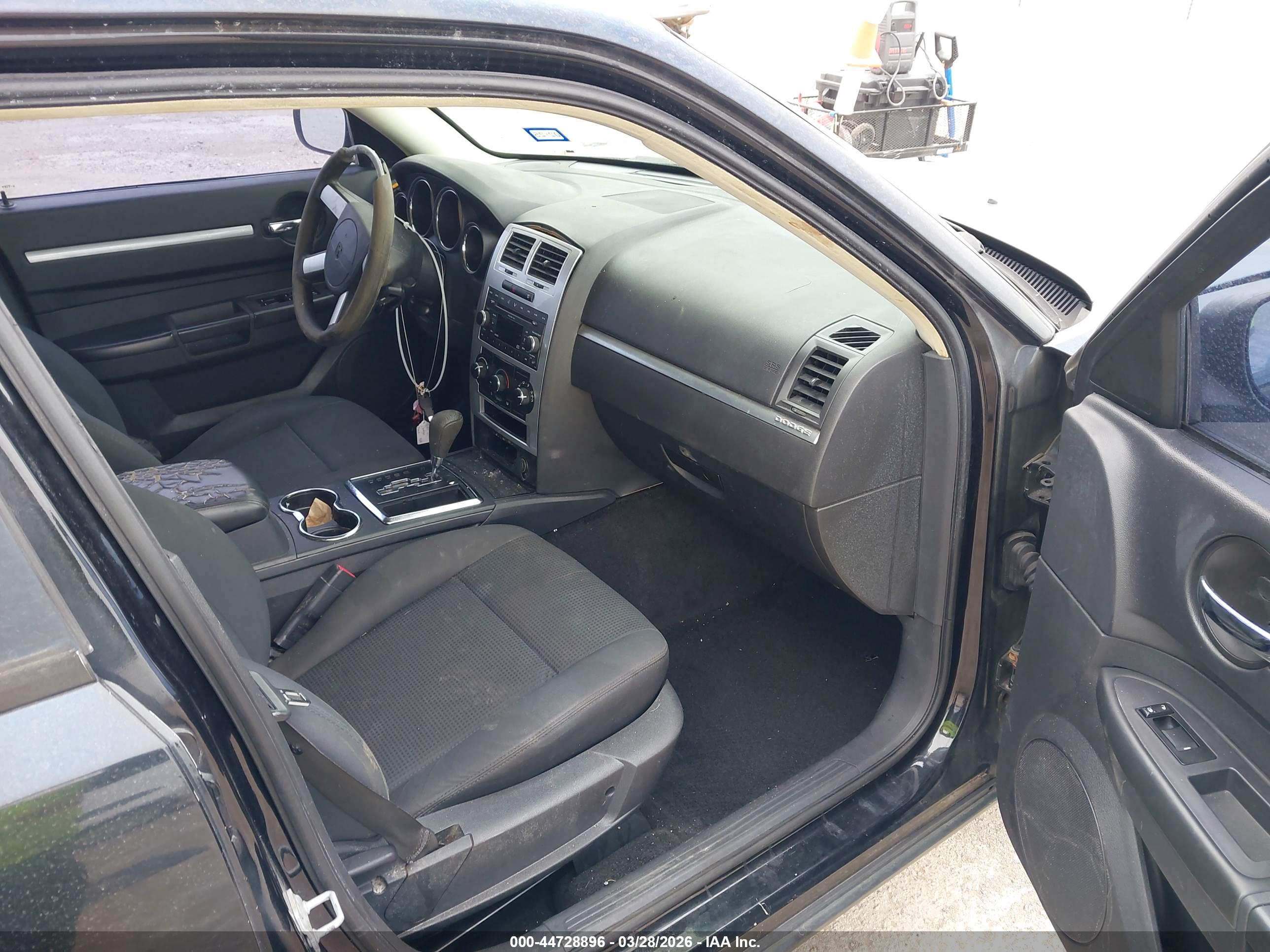DODGE CHARGER image 5