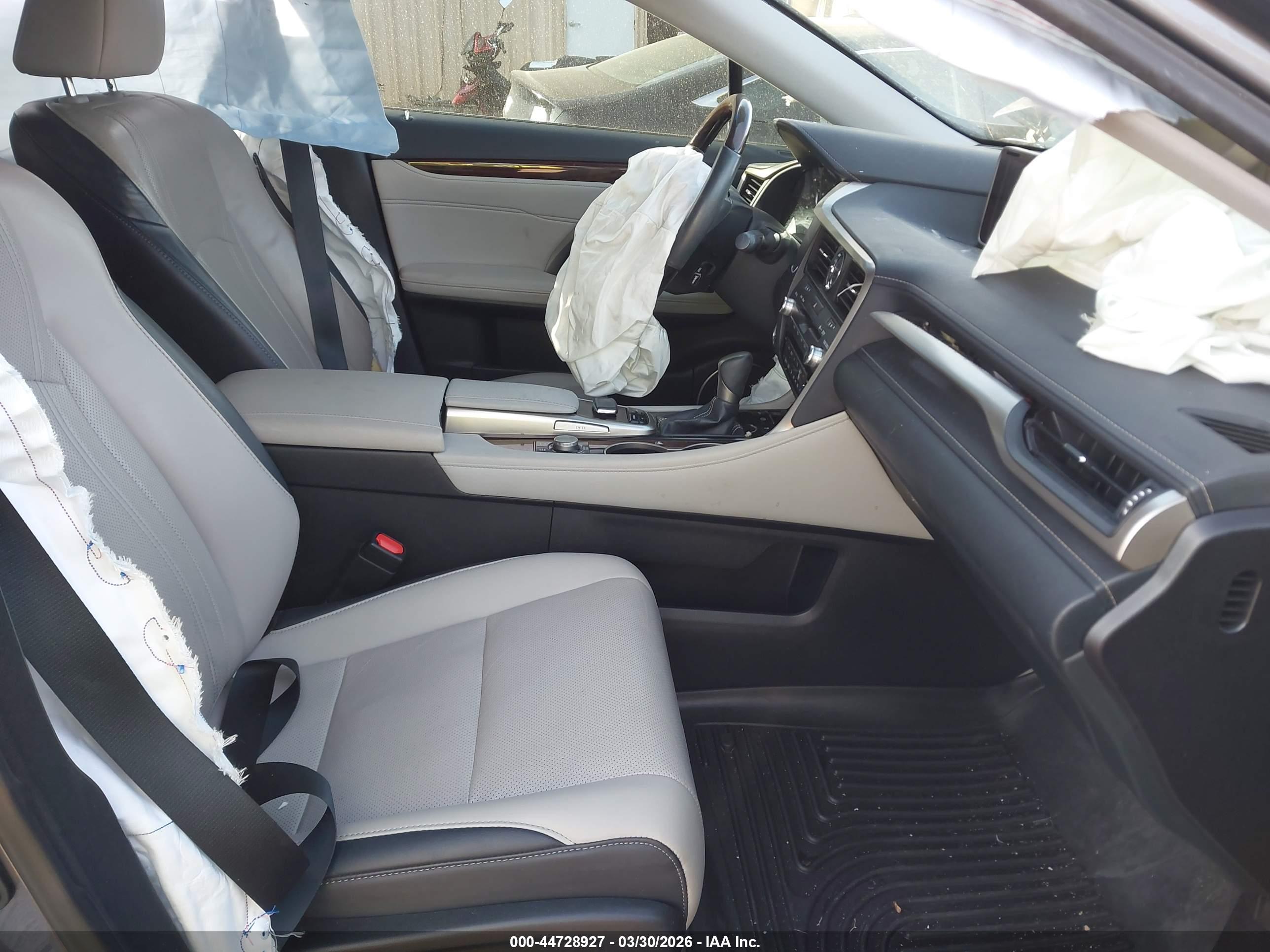 LEXUS RX image 5
