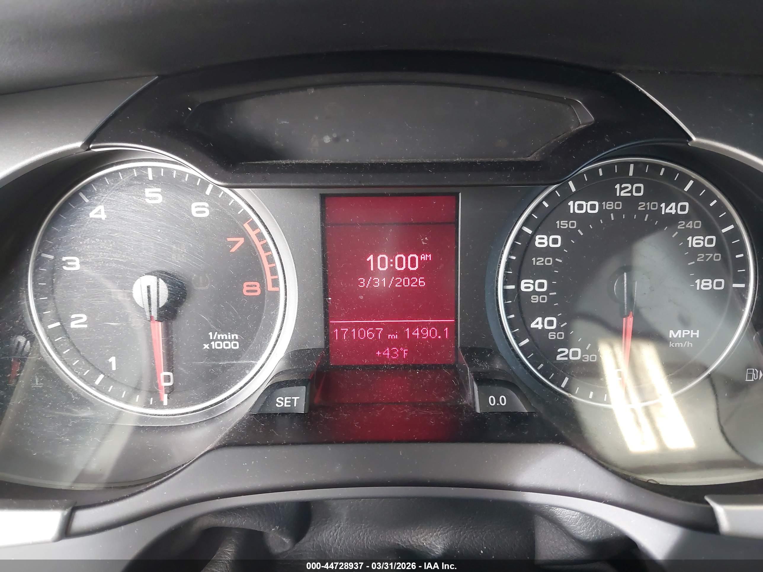 AUDI A4 image 7