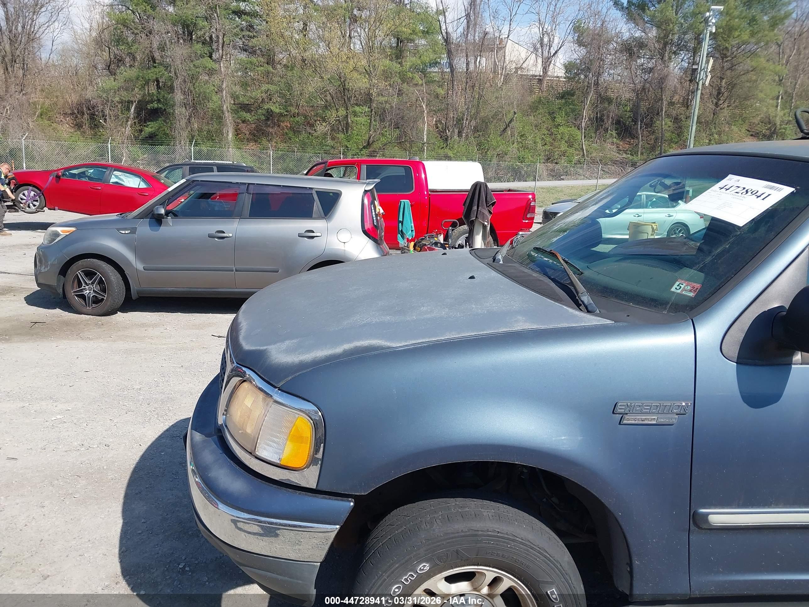 FORD EXPEDITION image 6