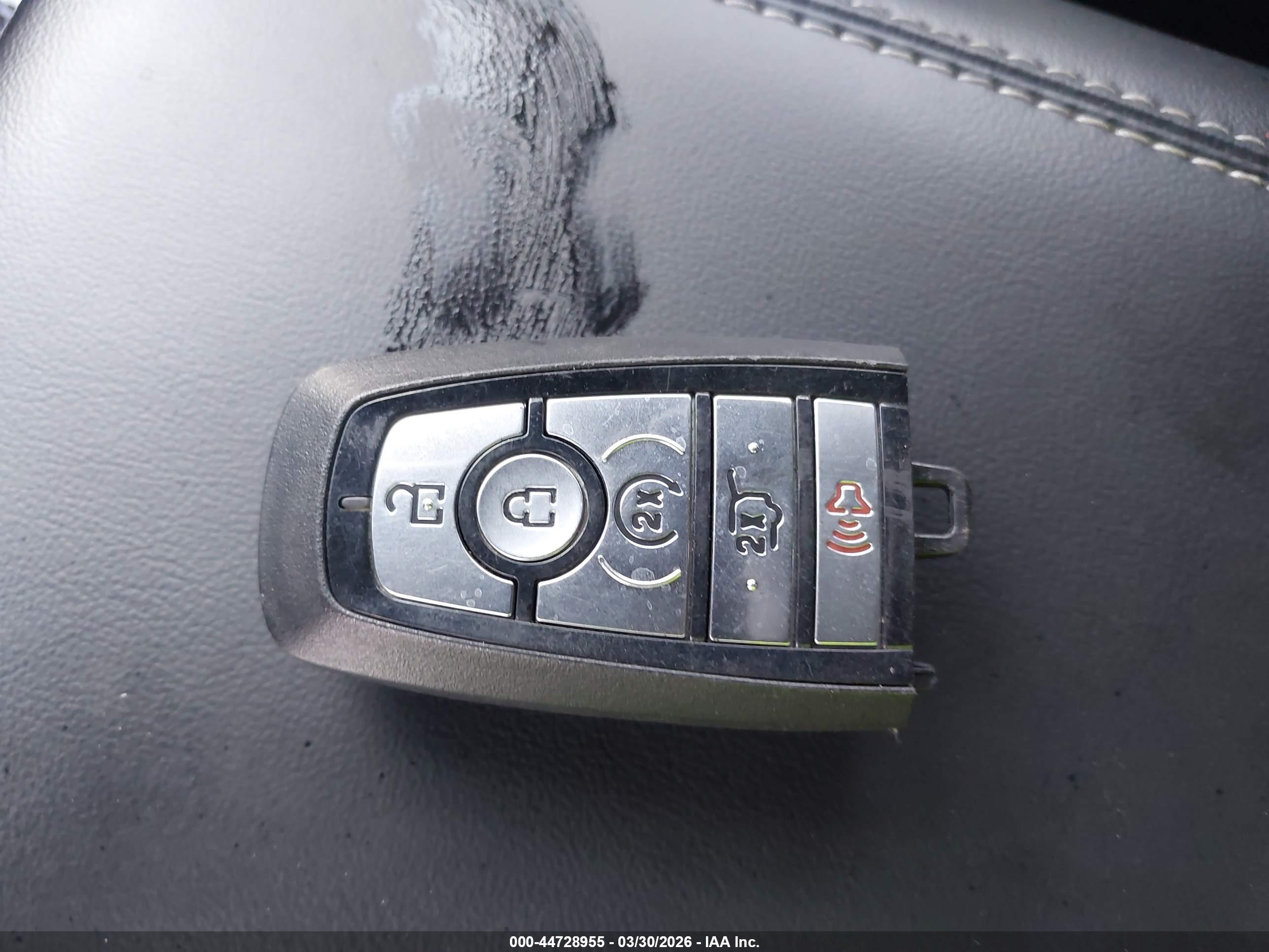 FORD EXPLORER image 11