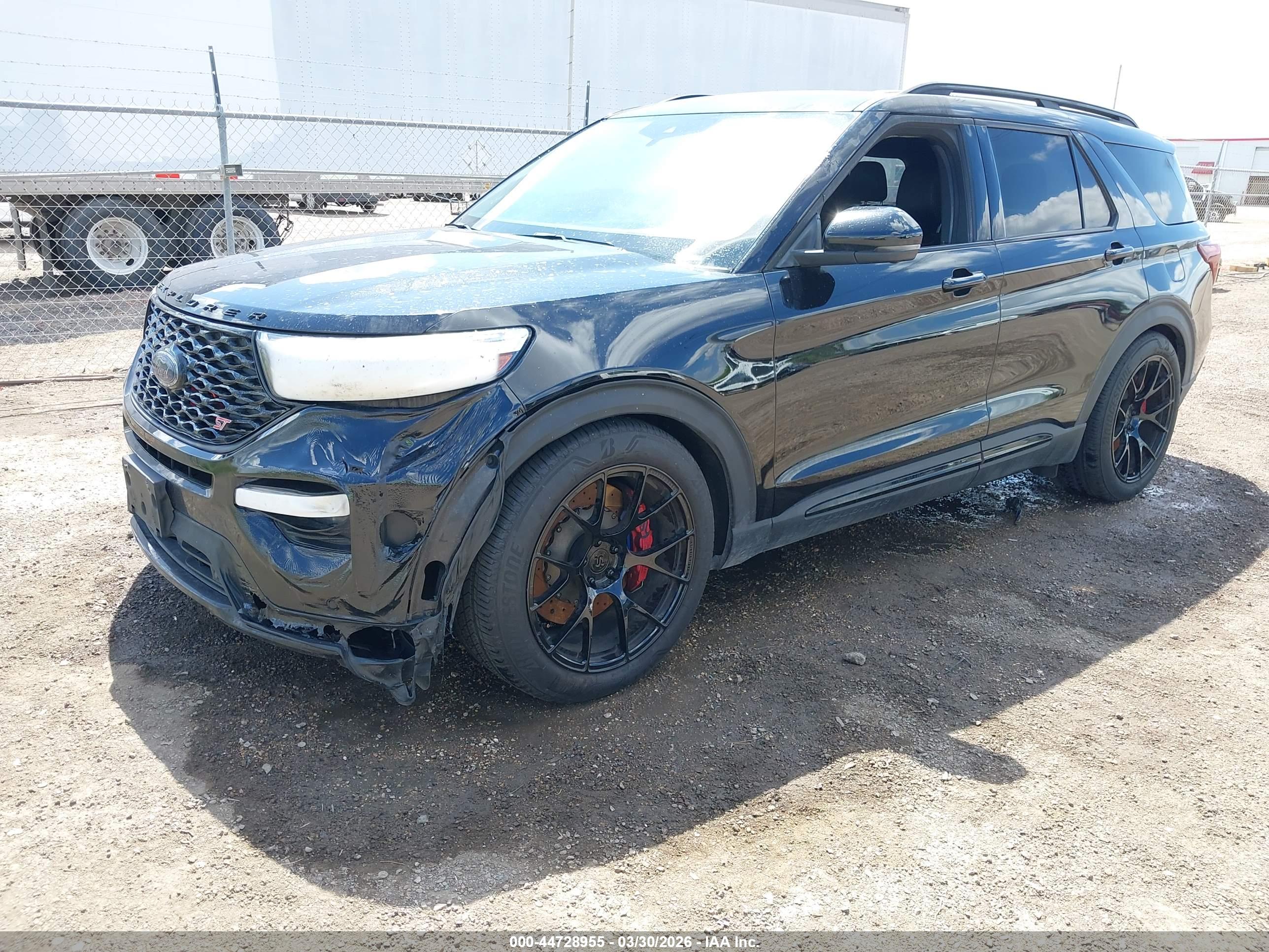 FORD EXPLORER image 2