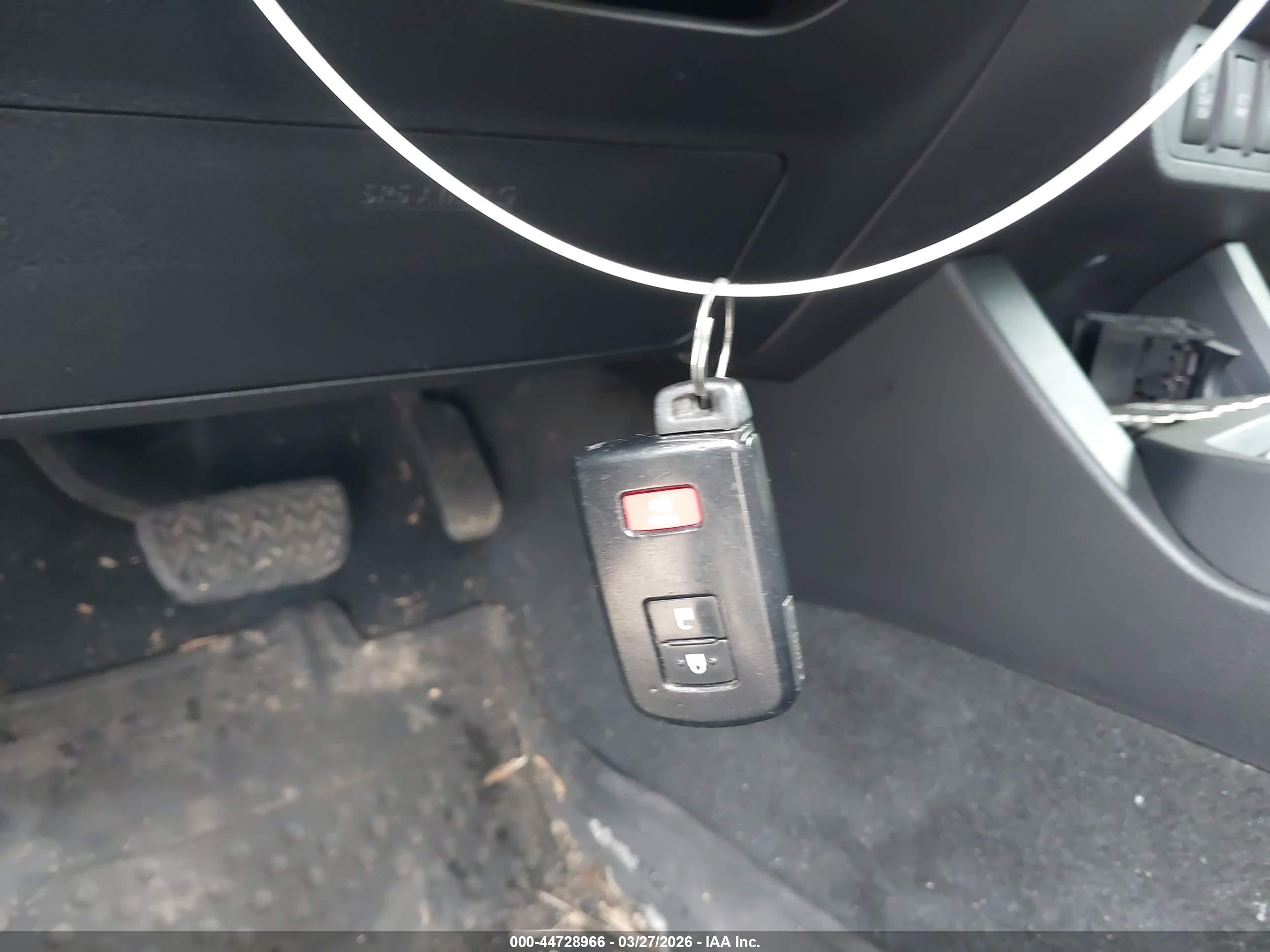 TOYOTA TACOMA image 11