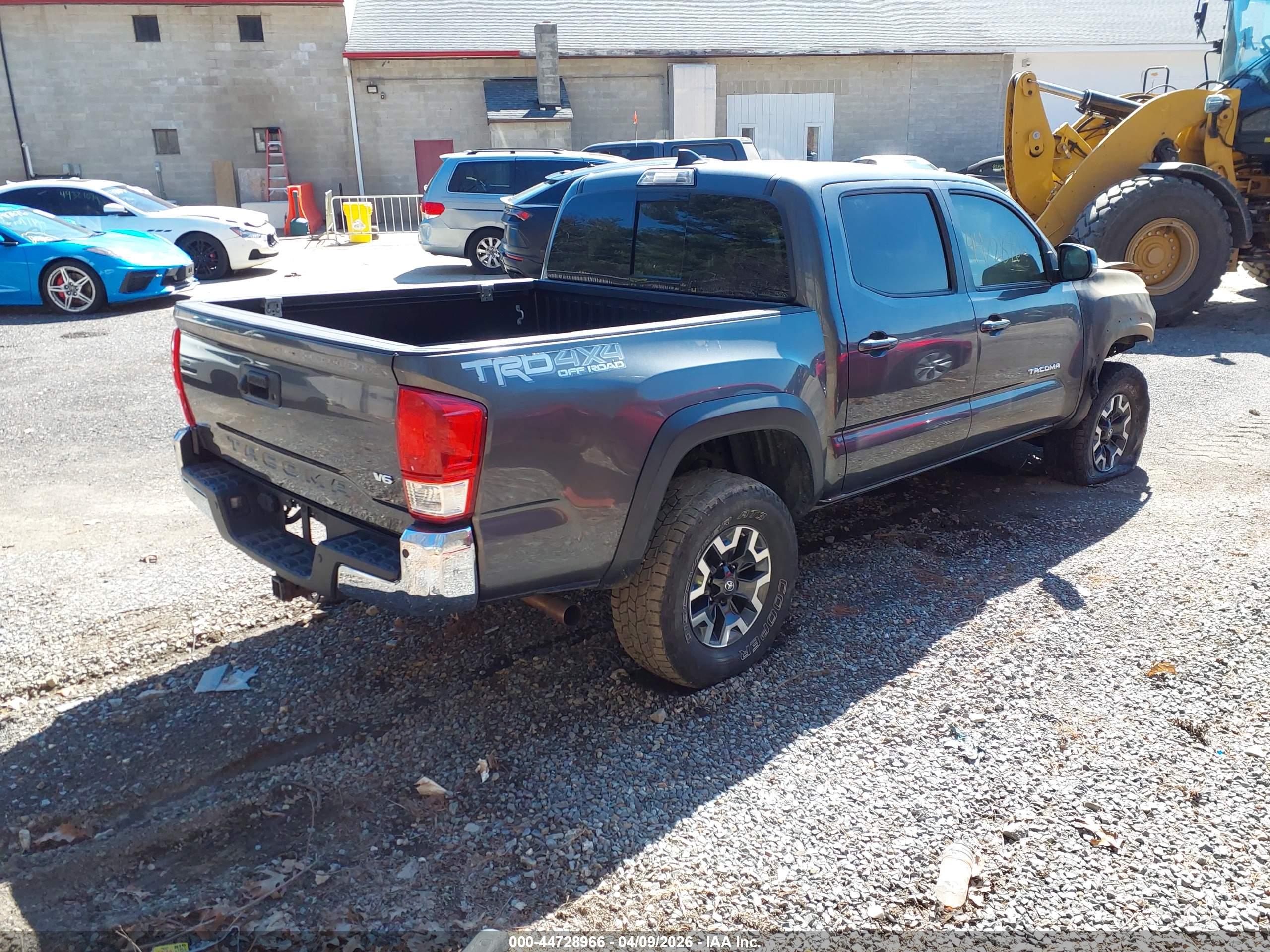 TOYOTA TACOMA image 4
