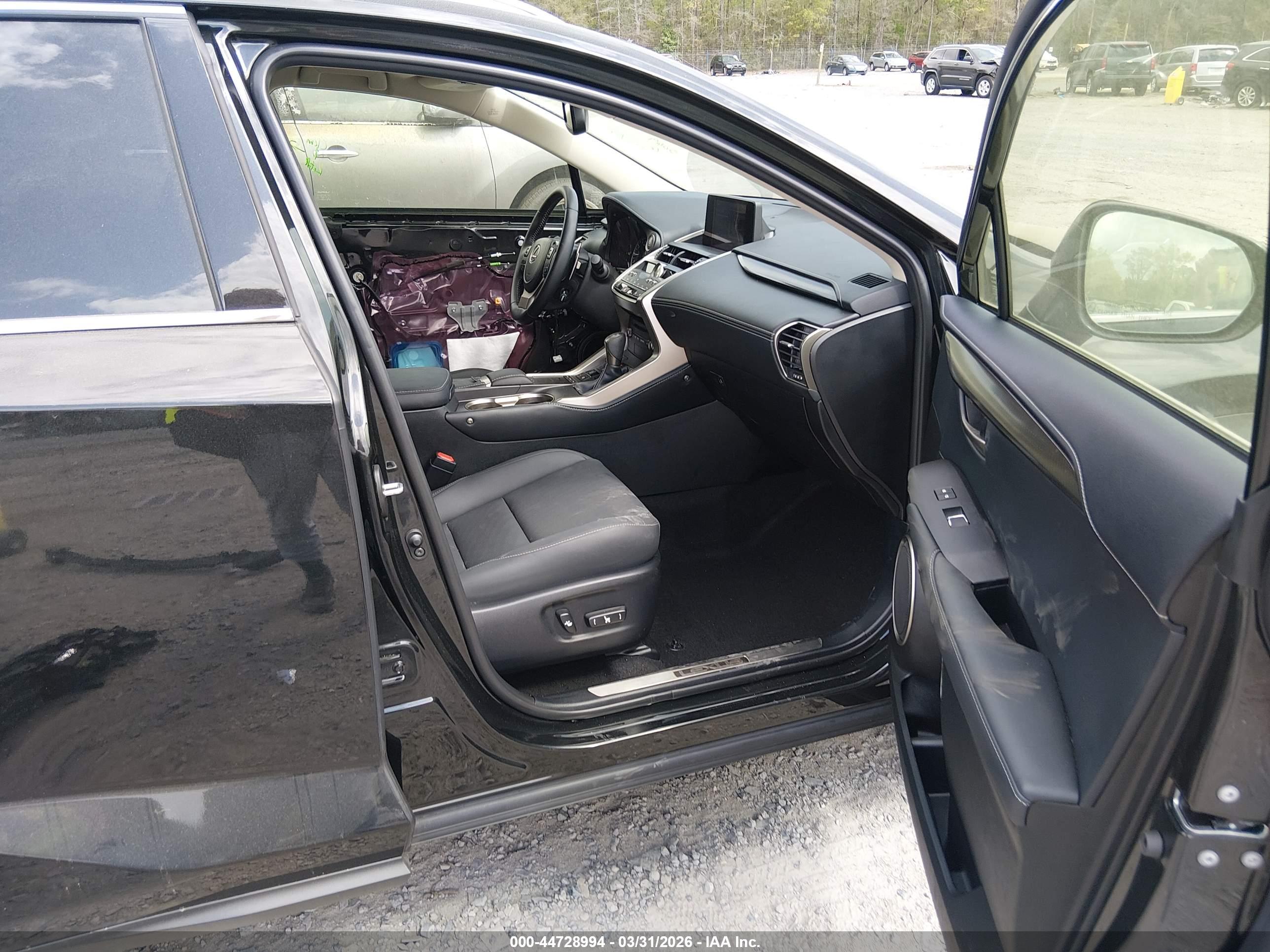 LEXUS NX image 5