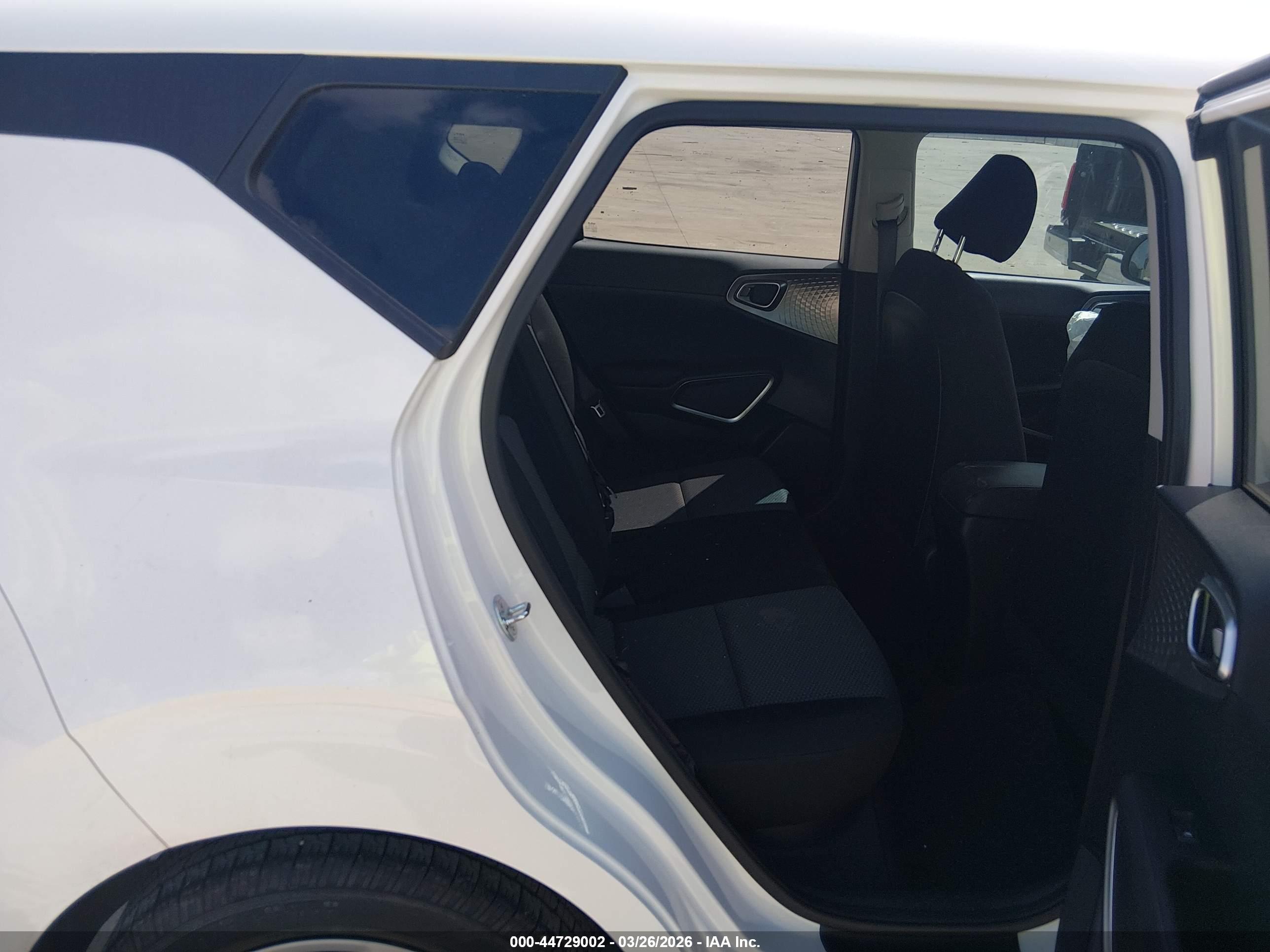 KIA SOUL image 8