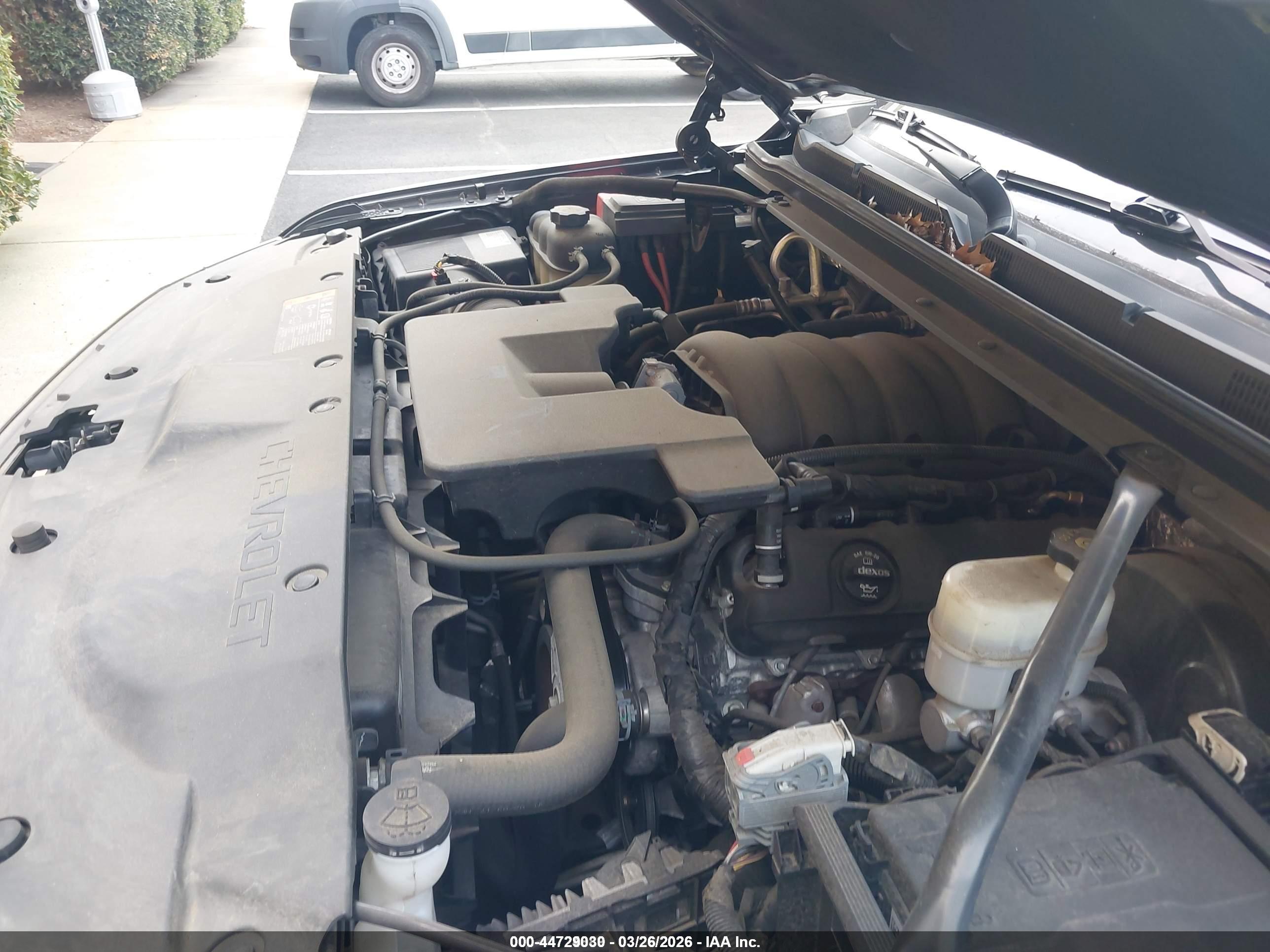 CHEVROLET SUBURBAN image 10