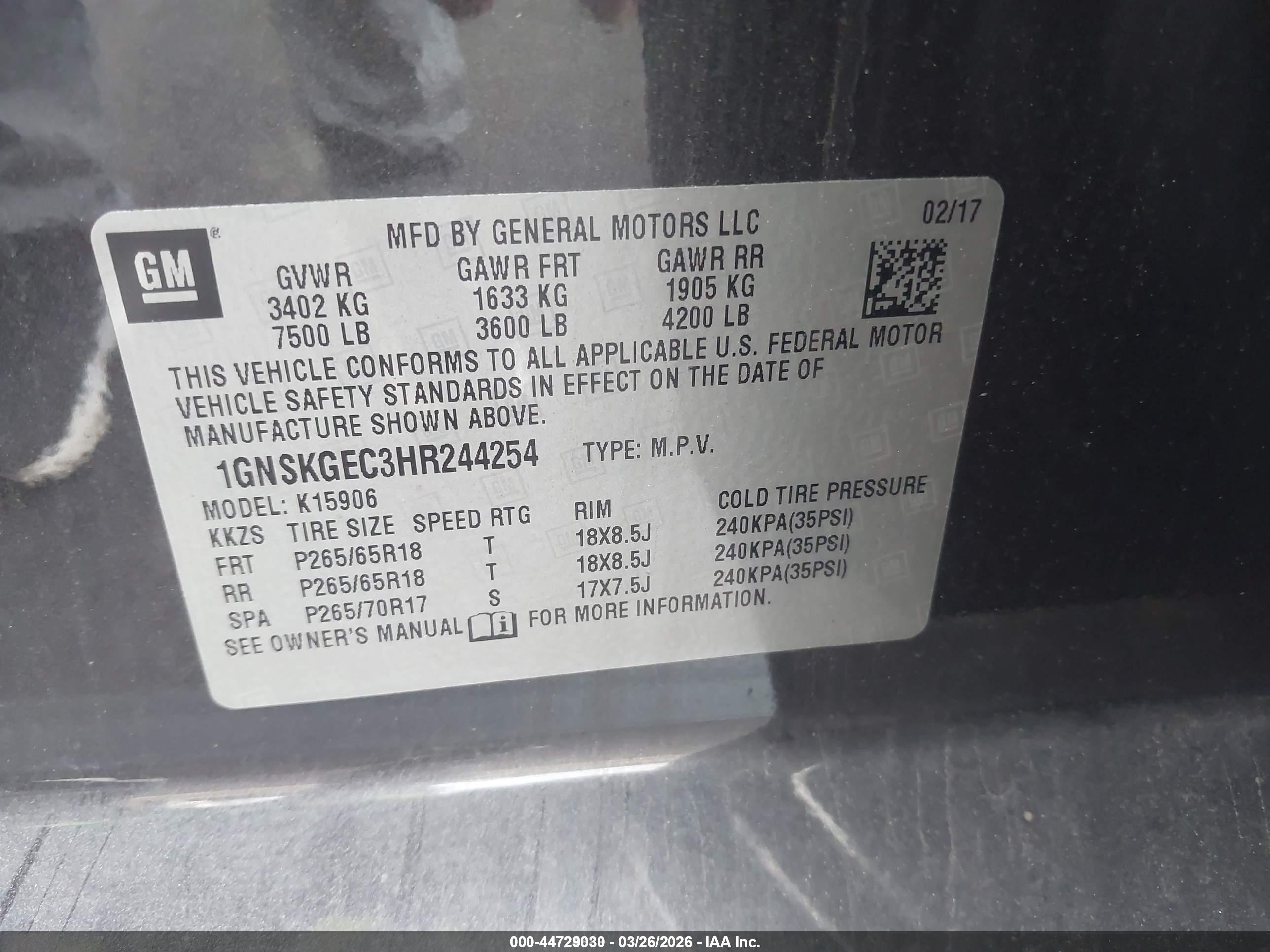 CHEVROLET SUBURBAN image 9