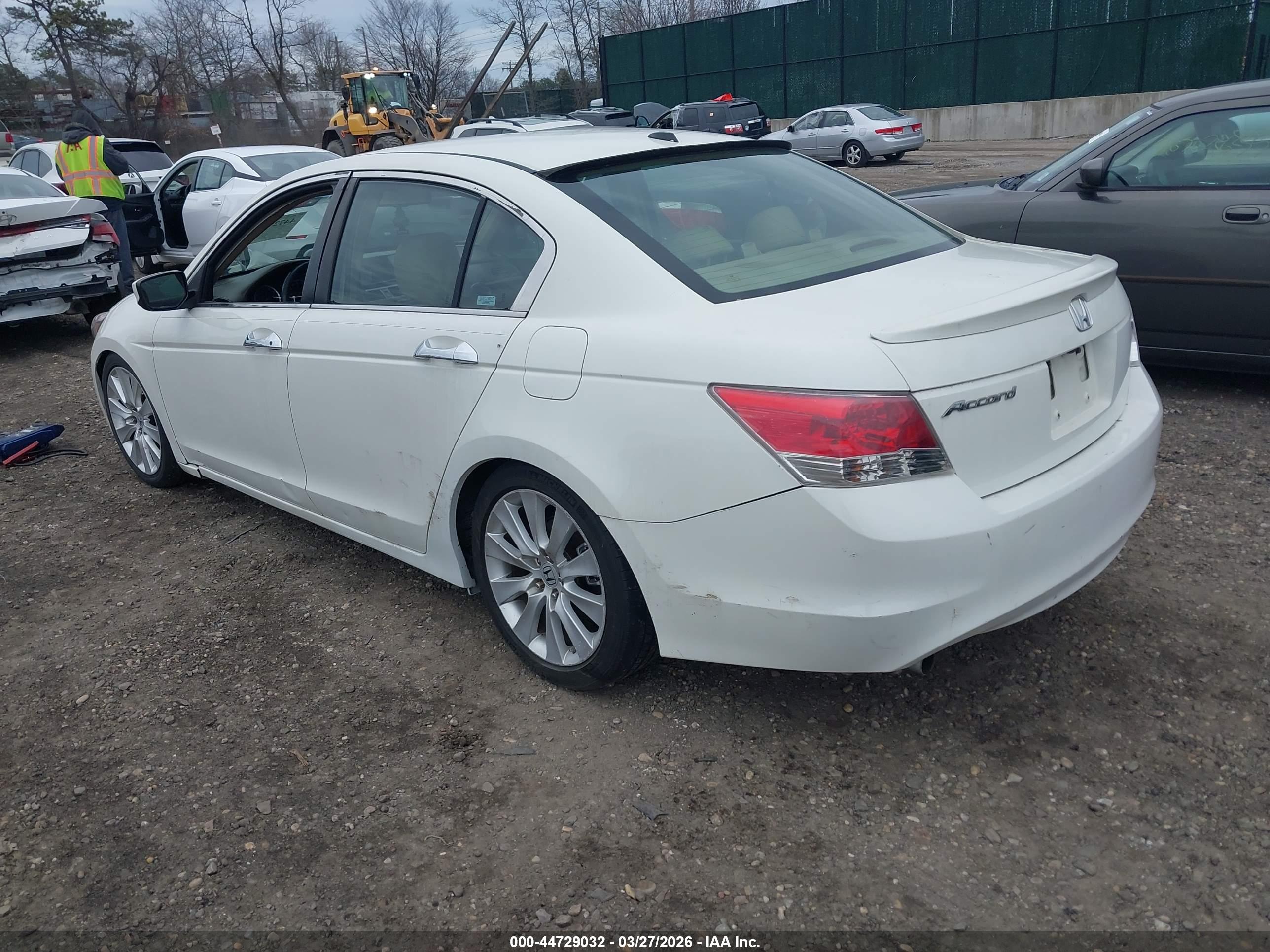 HONDA ACCORD image 3