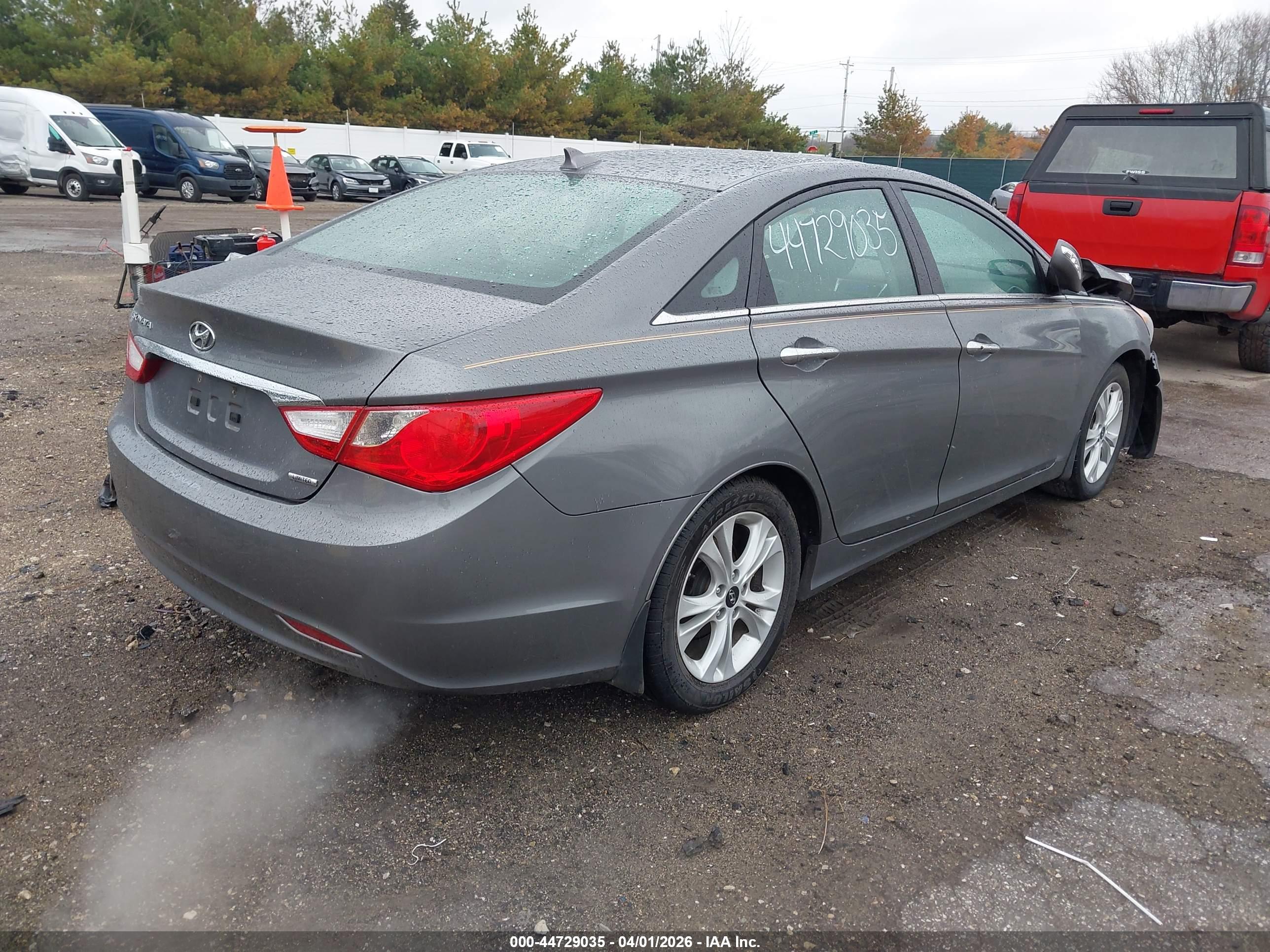 HYUNDAI SONATA image 4