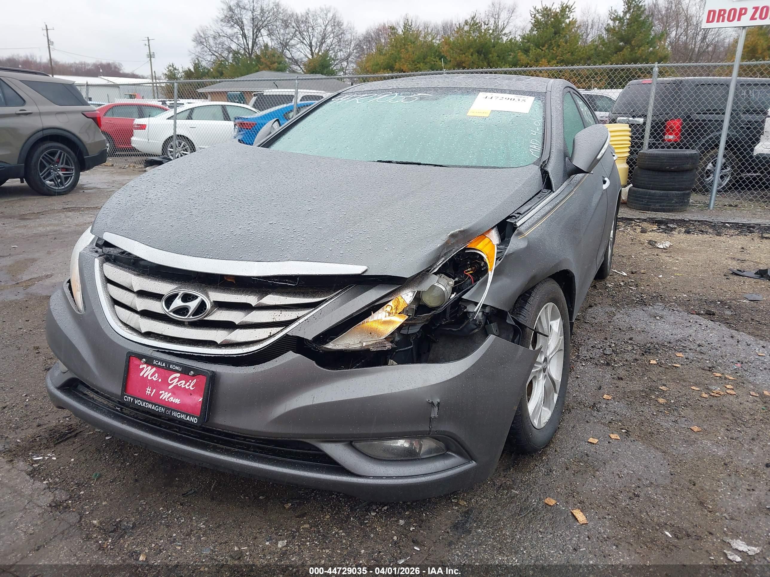 HYUNDAI SONATA image 6