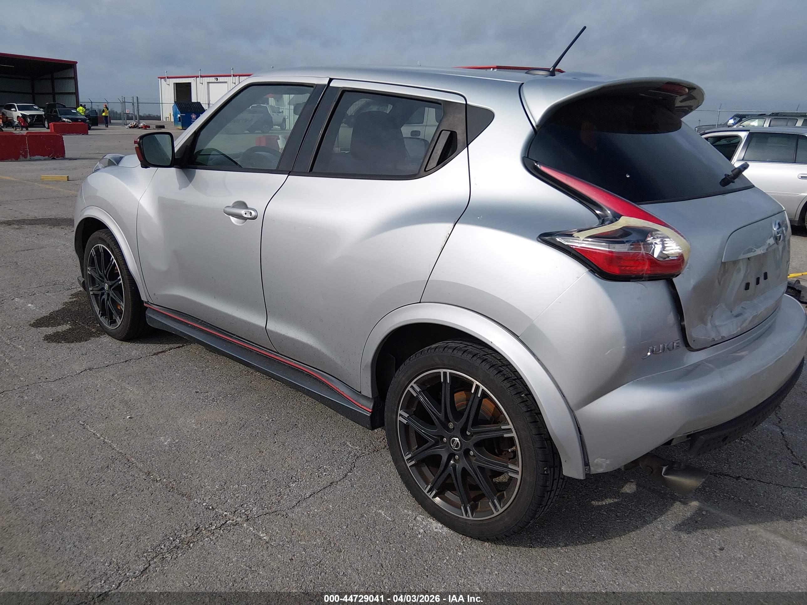 NISSAN JUKE image 3