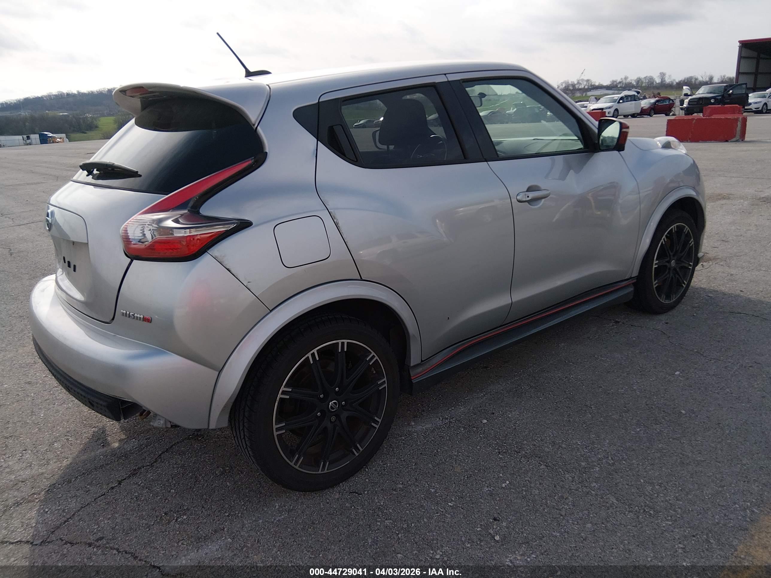 NISSAN JUKE image 4