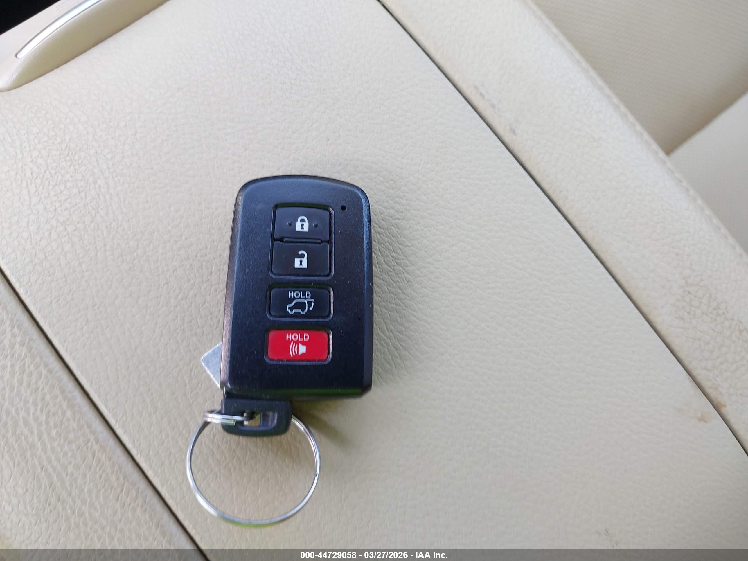 TOYOTA HIGHLANDER image 11
