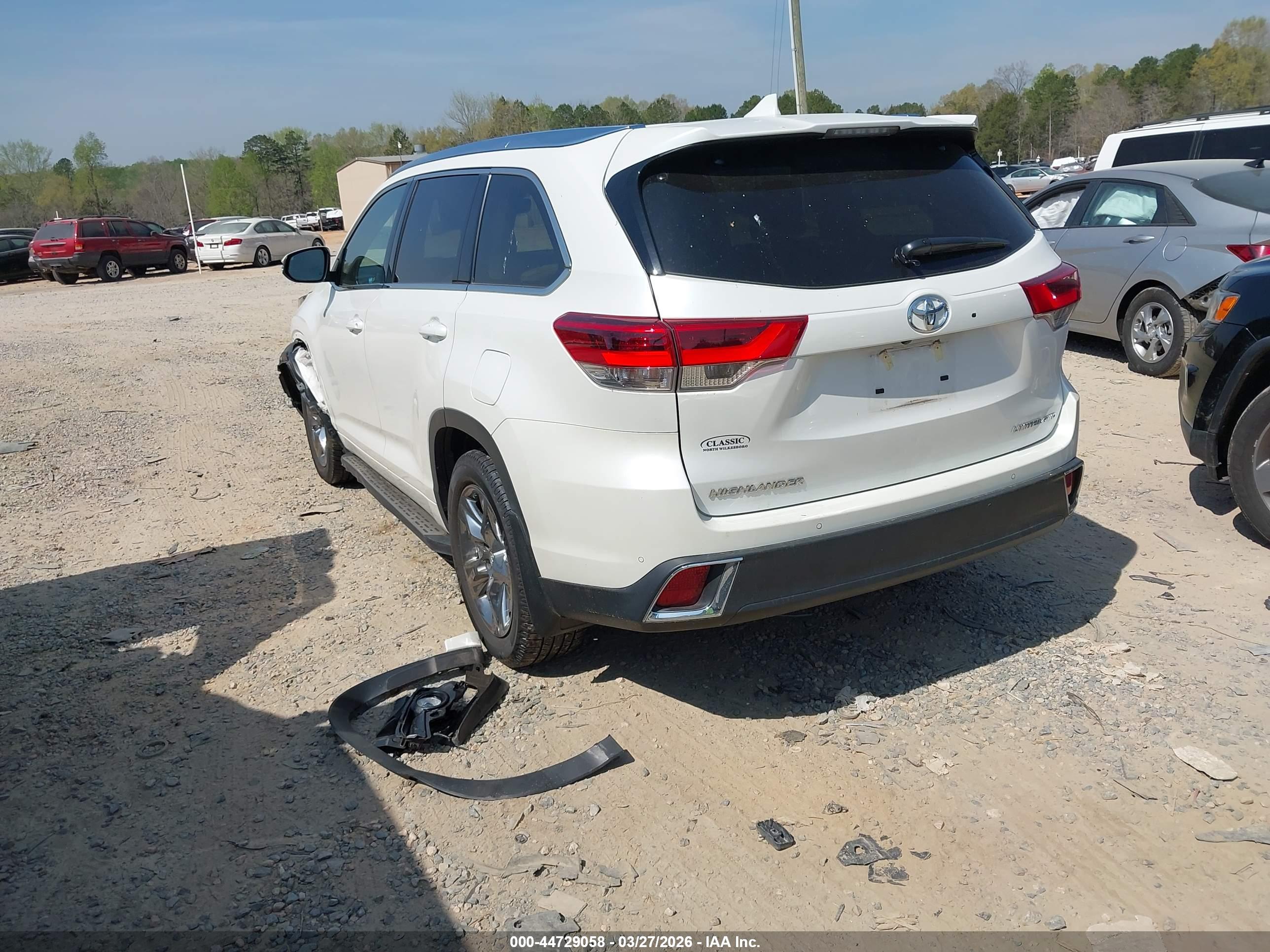 TOYOTA HIGHLANDER image 3