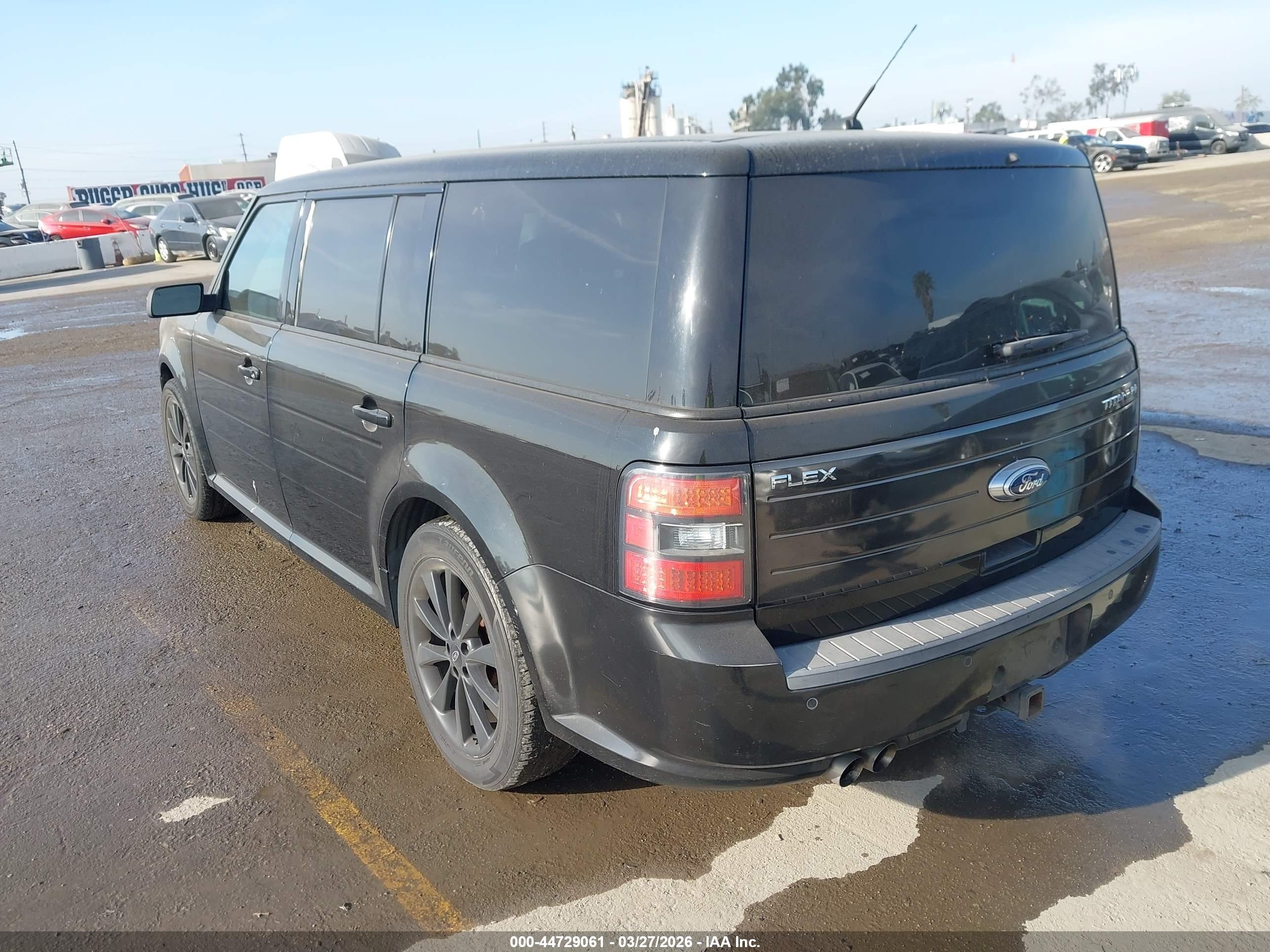 FORD FLEX image 3